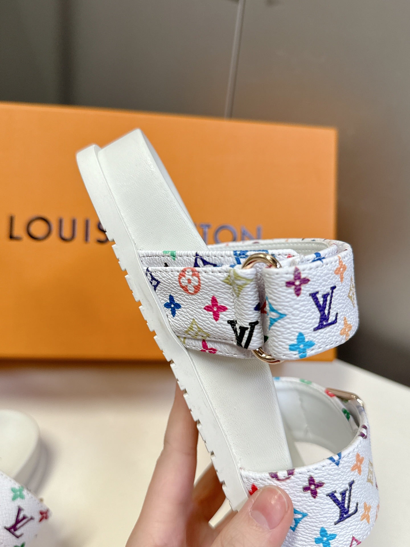 LuxluxHouse Best Quality Women Shoes Louis Vuitton