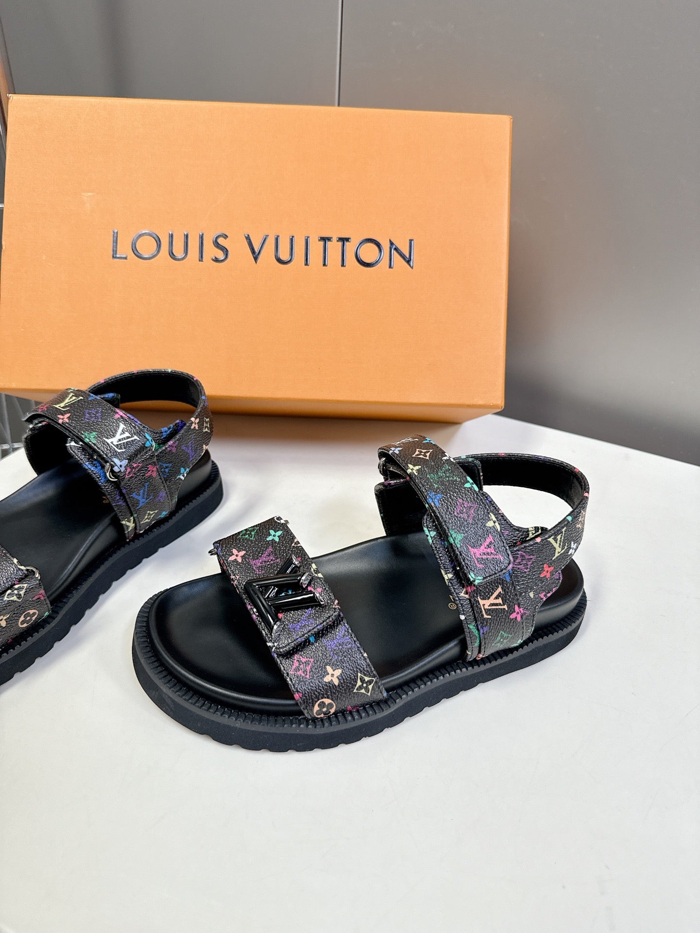 LuxluxHouse Best Quality Women Shoes Louis Vuitton