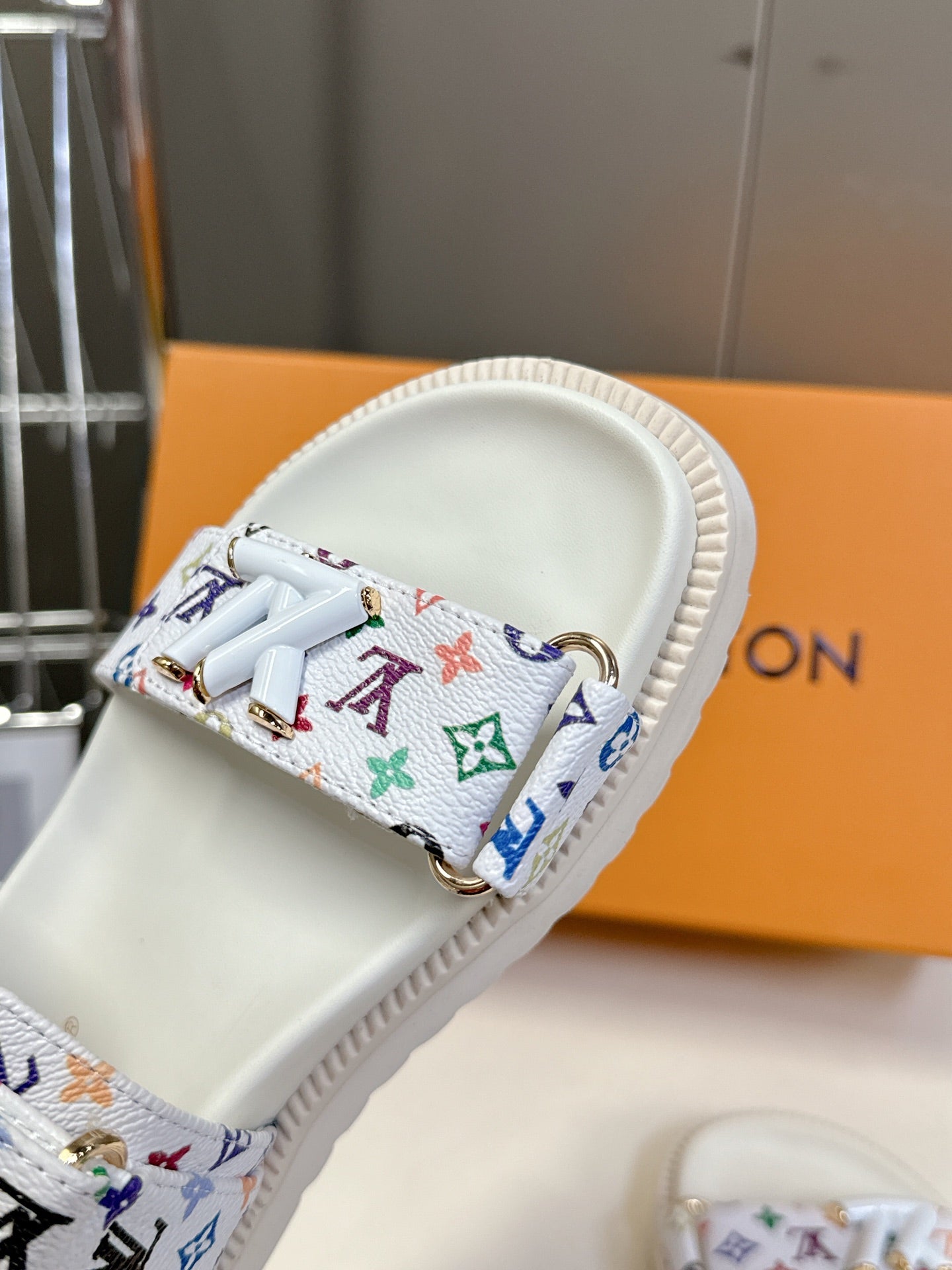 LuxluxHouse Best Quality Women Shoes Louis Vuitton