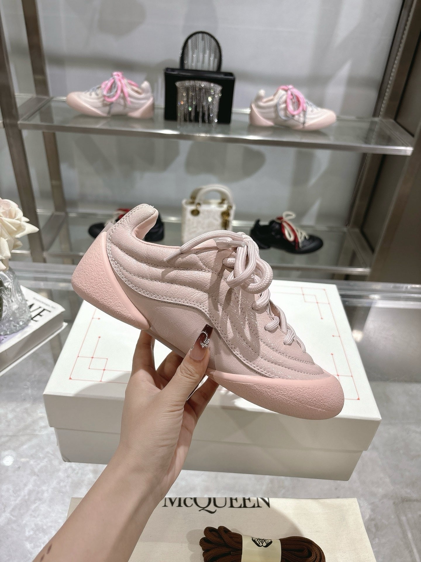 LuxluxHouse Best Quality Shoes Alexander McQueen
