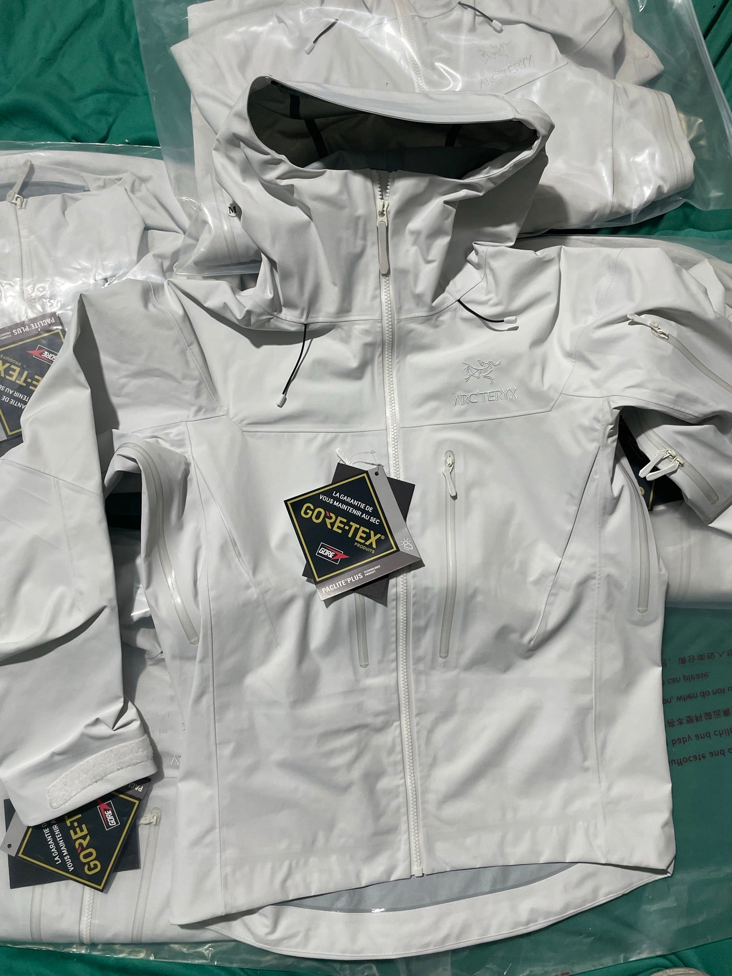 LuxluxHouse Best Quality Clothes Coats & Jackets Arcteryx