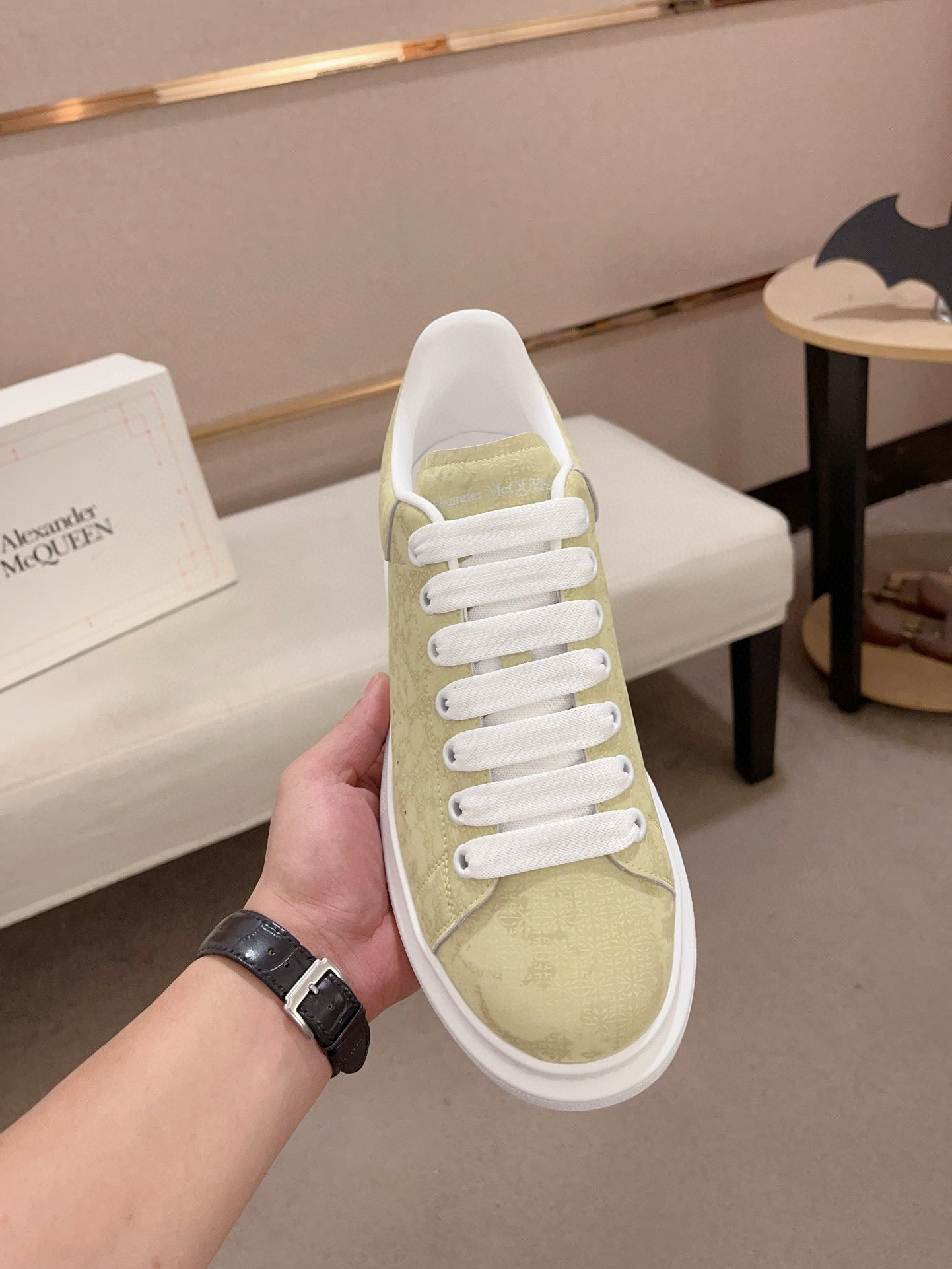 LuxluxHouse Best Quality Shoes Alexander McQueen
