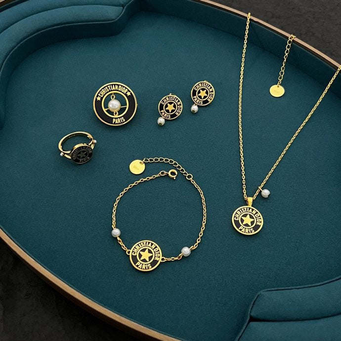 LuxluxHouse Best Quality Accessories Brooch Brooch Dior