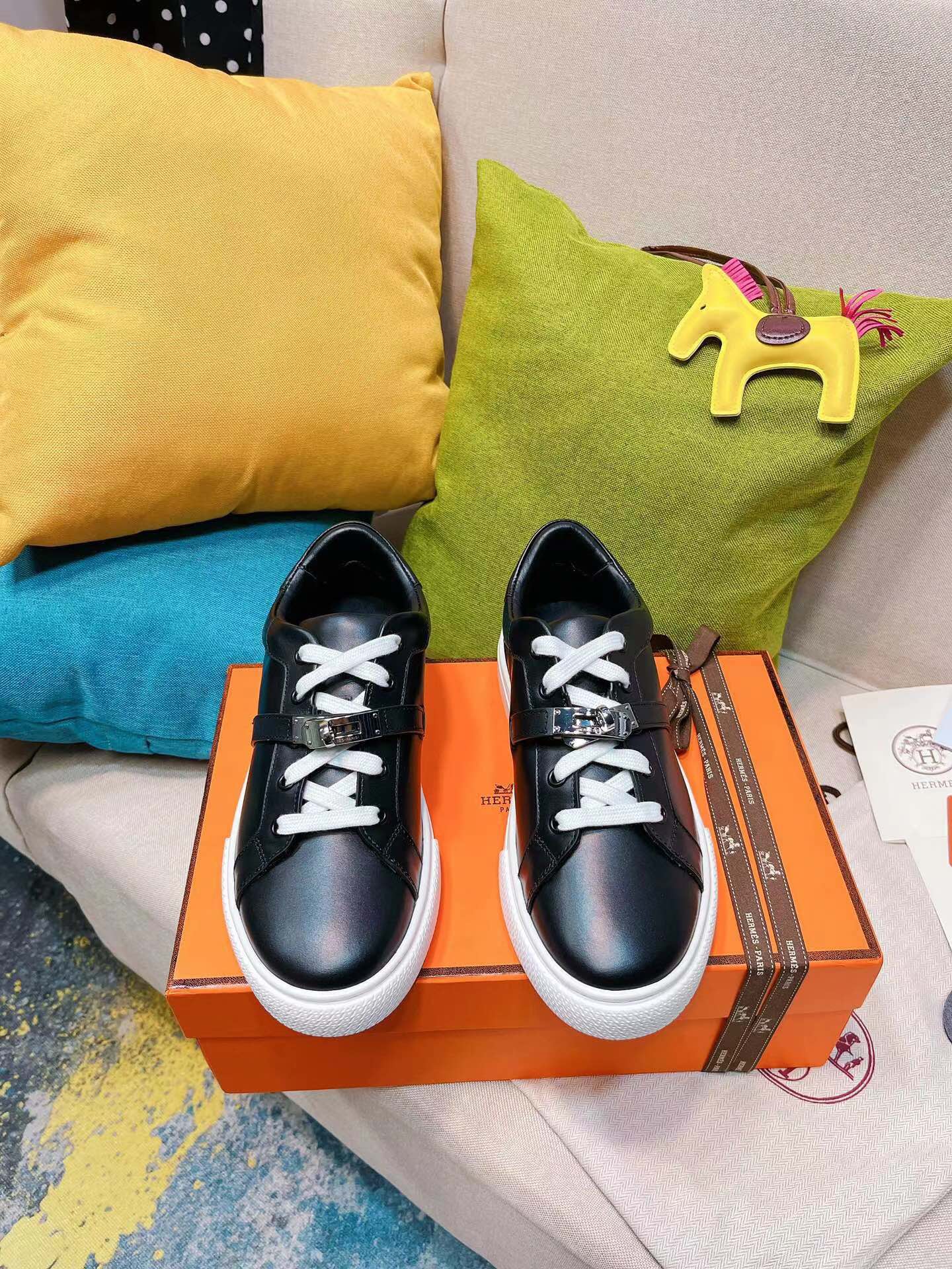 LuxluxHouse Best Quality Women Shoes Hermes