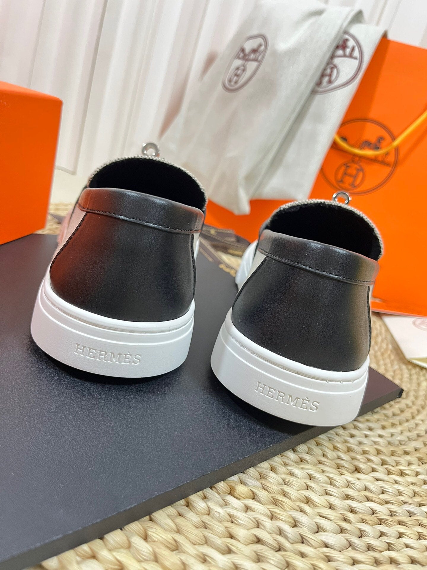 LuxluxHouse Best Quality Women Shoes Hermes