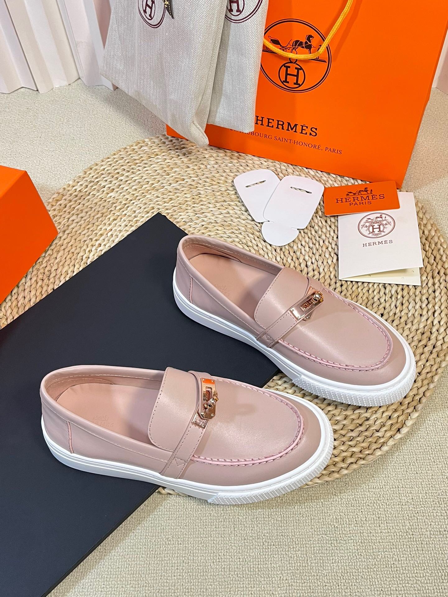 LuxluxHouse Best Quality Women Shoes Hermes