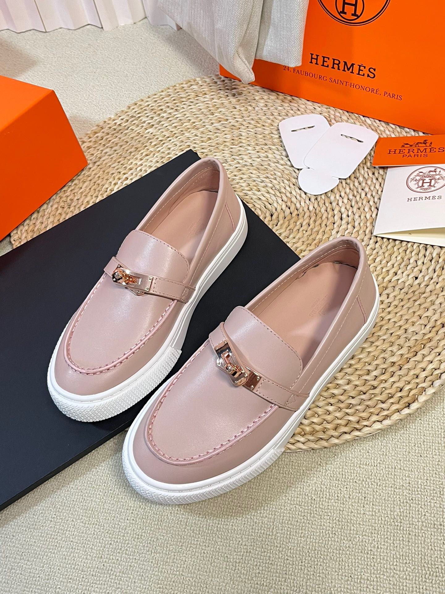 LuxluxHouse Best Quality Women Shoes Hermes
