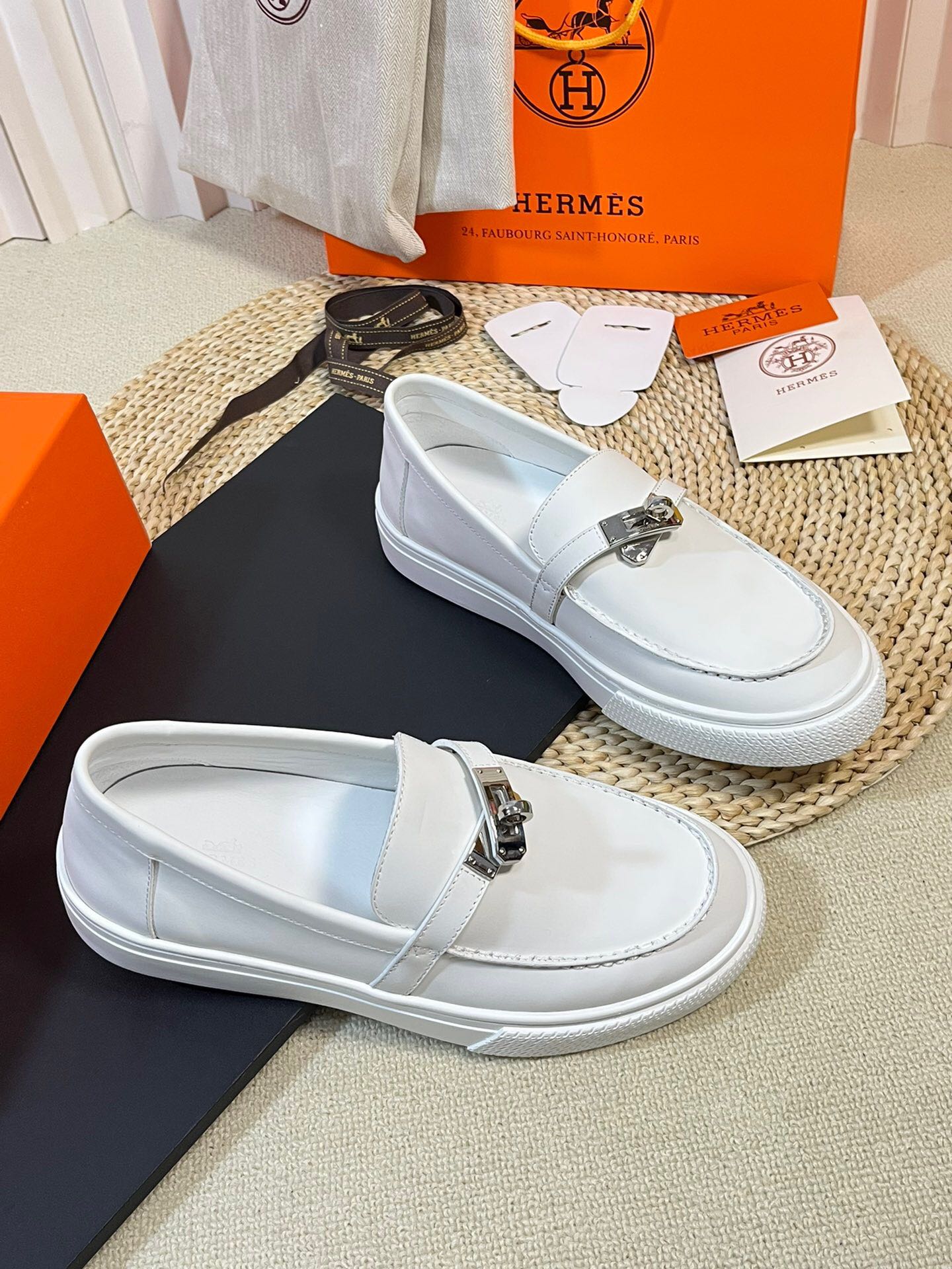 LuxluxHouse Best Quality Women Shoes Hermes