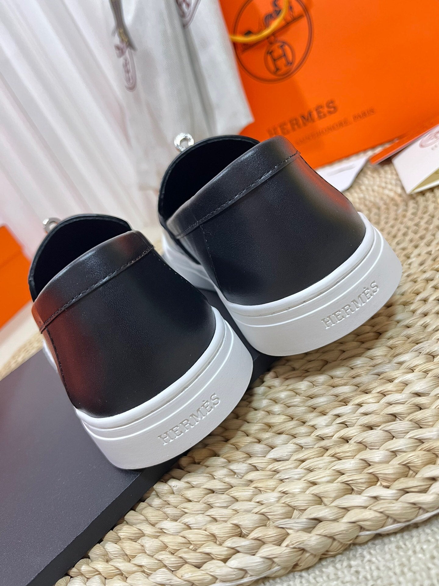 LuxluxHouse Best Quality Women Shoes Hermes