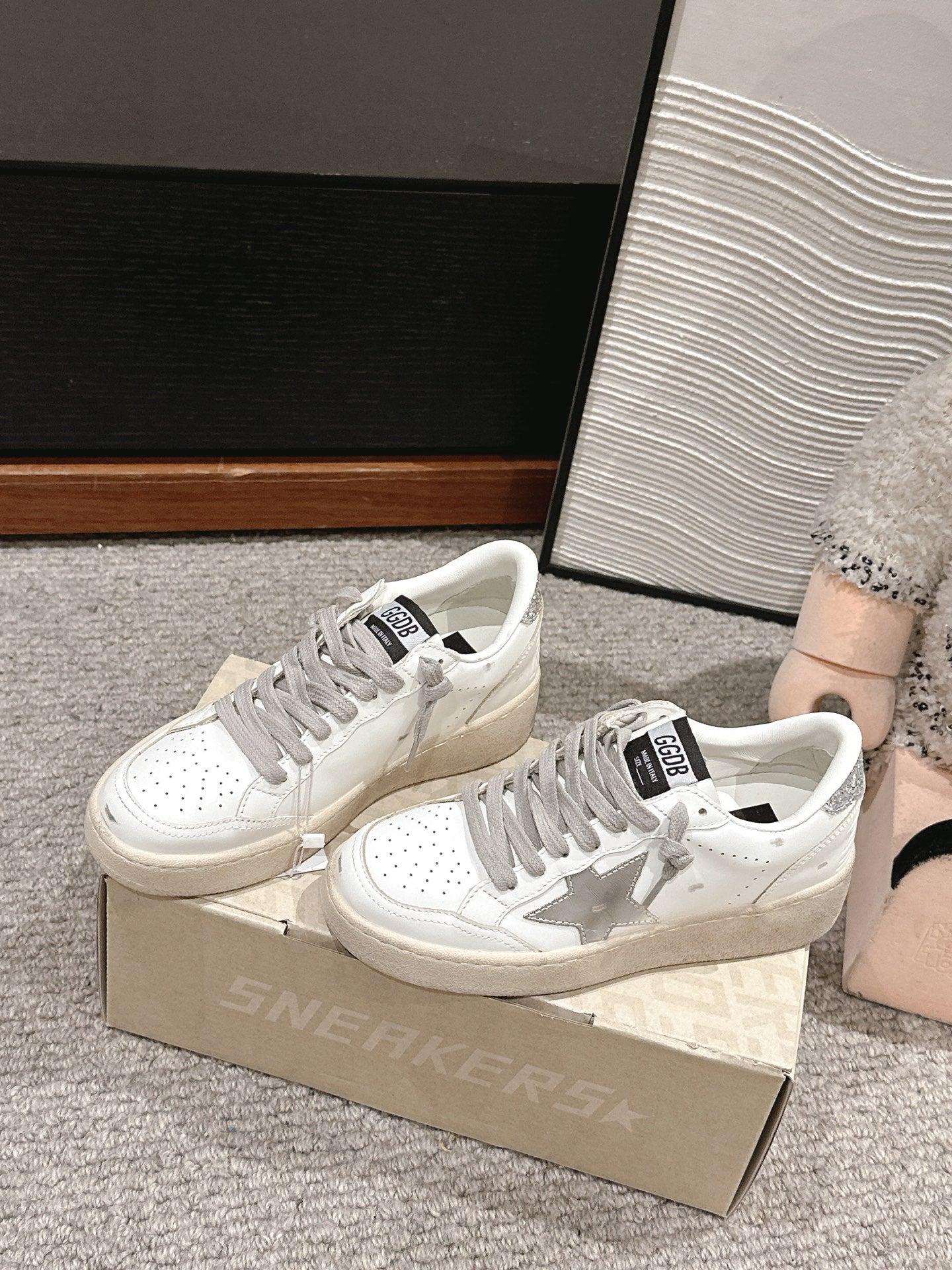 LuxluxHouse Best Quality Shoes Golden Goose