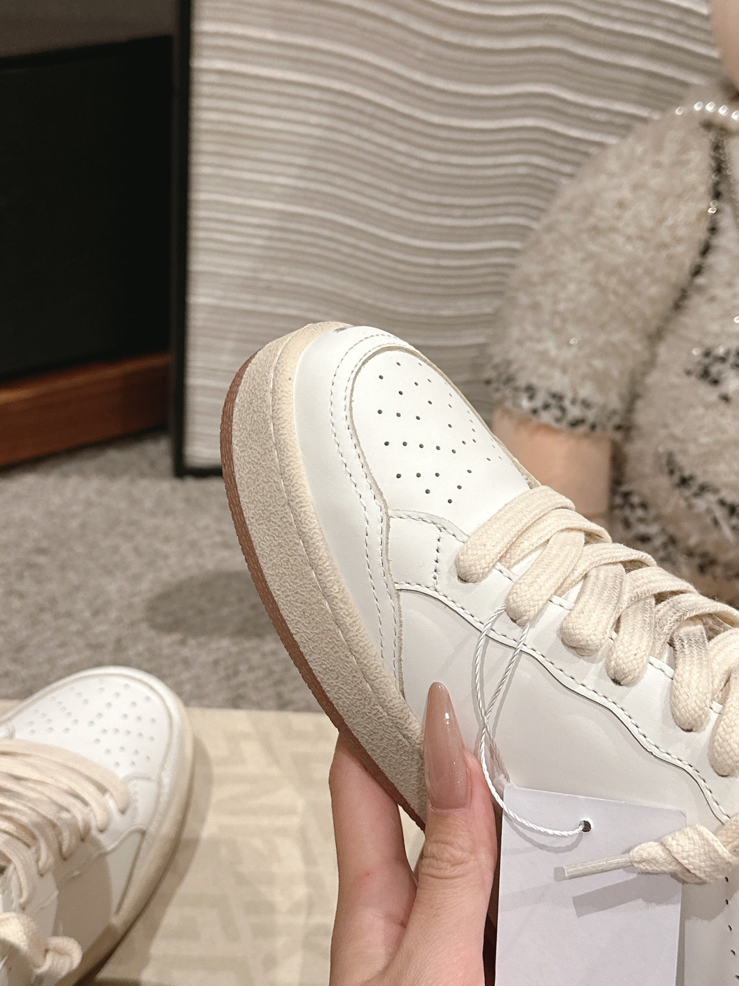 LuxluxHouse Best Quality Shoes Golden Goose