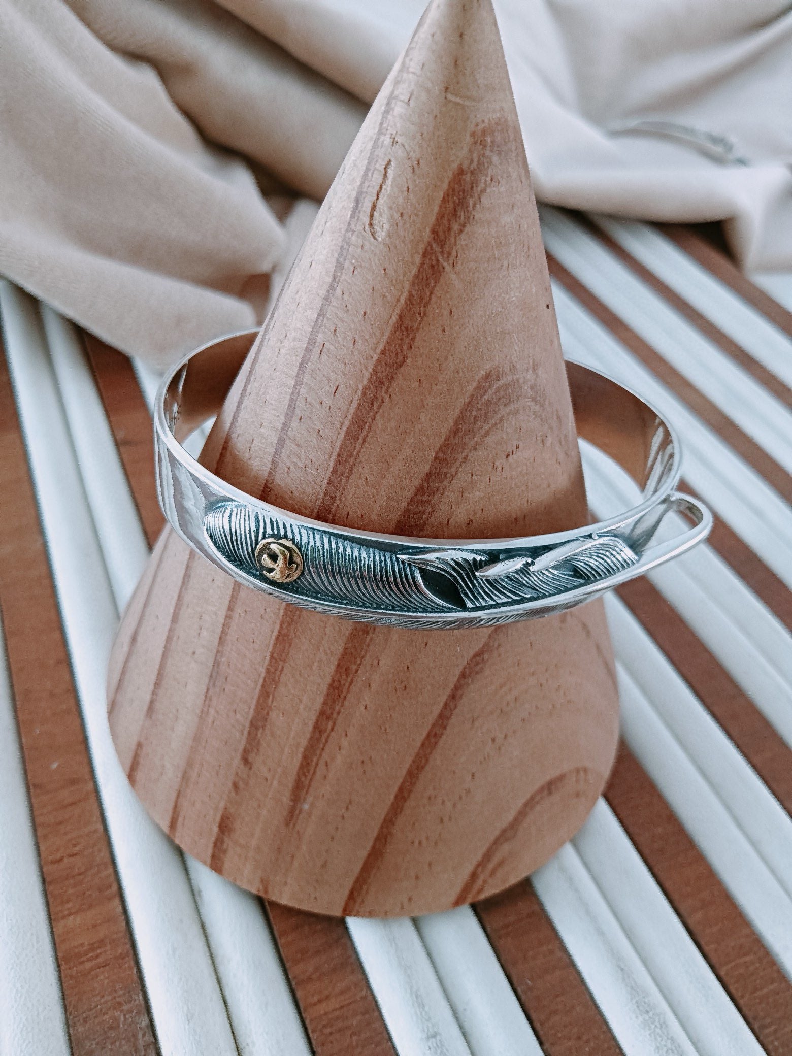LuxluxHouse Best Quality Accessories Goros Bracelet