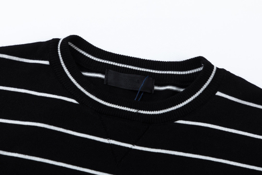 LuxluxHouse Best Quality Clothes T-shirt Prada