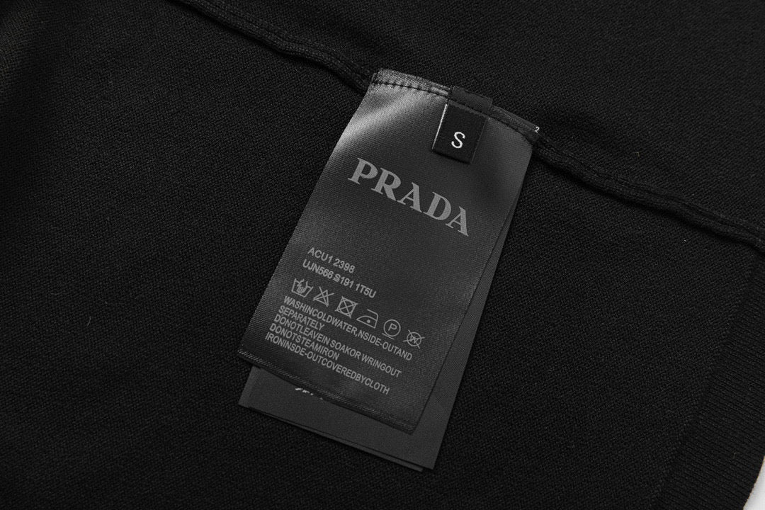 LuxluxHouse Best Quality Clothes T-shirt Prada