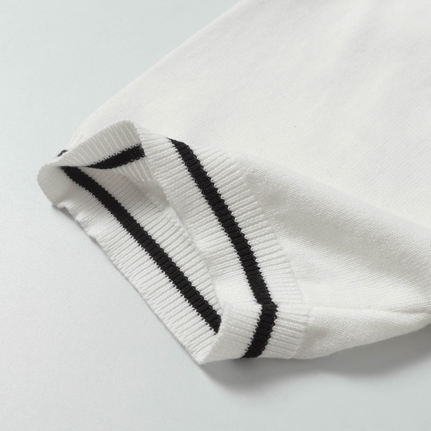 LuxluxHouse Best Quality Clothes T-shirt Prada