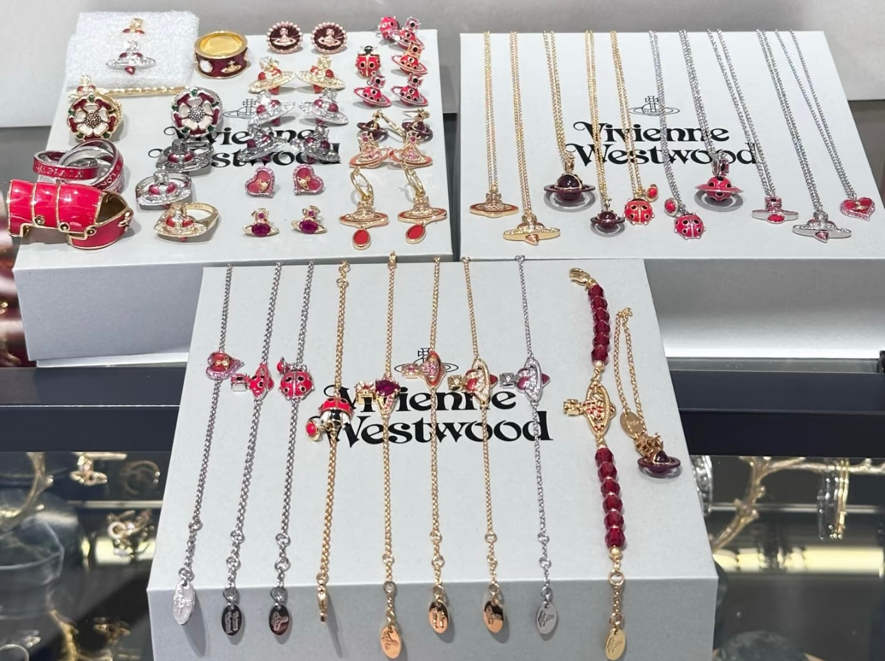 LuxluxHouse Best Quality Accessories Earrings Bracelet Vivienne Westwood Necklace
