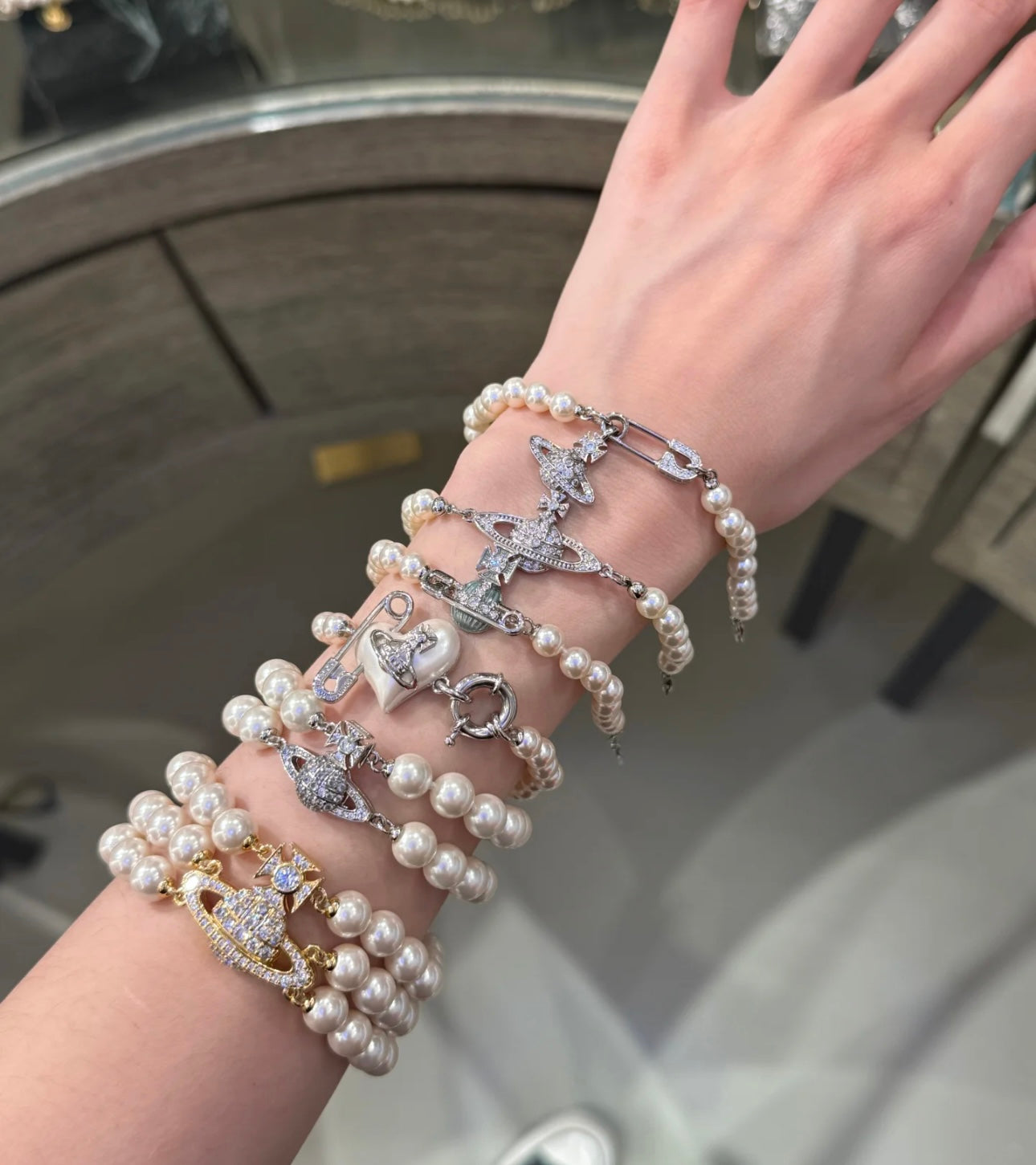 LuxluxHouse Best Quality Accessories Earrings Bracelet Vivienne Westwood Necklace
