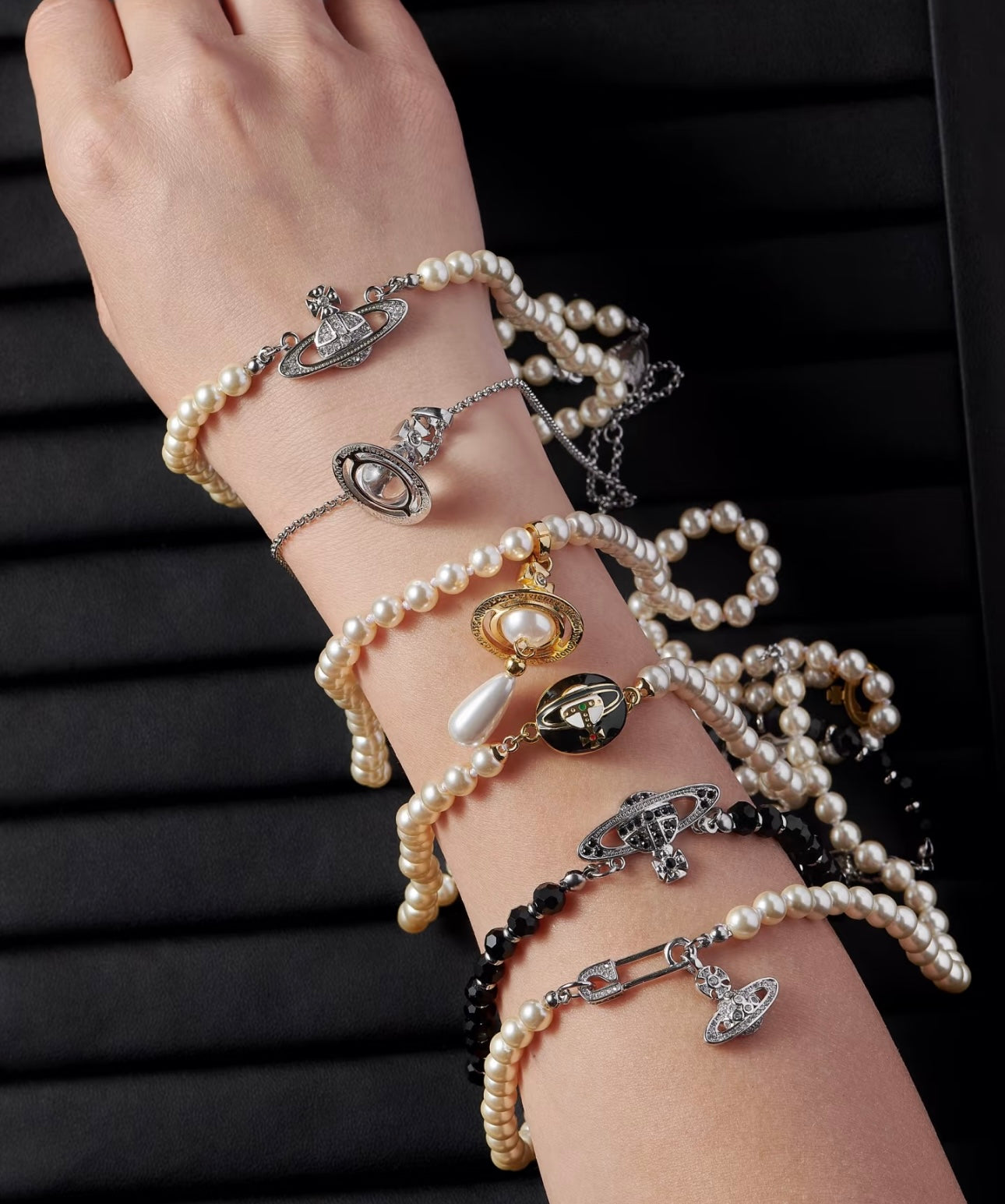 LuxluxHouse Best Quality Accessories Earrings Bracelet Vivienne Westwood Necklace