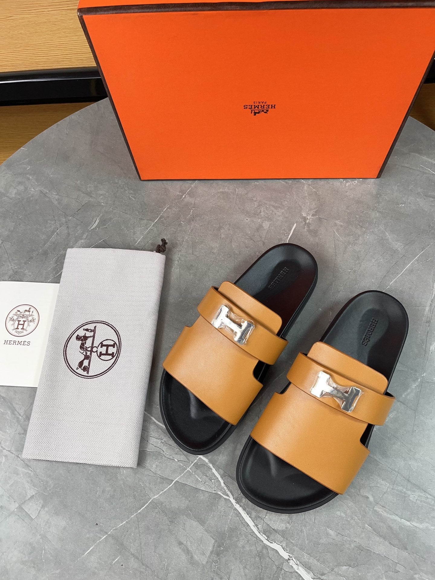 LuxluxHouse Best Quality Sandals Hermes