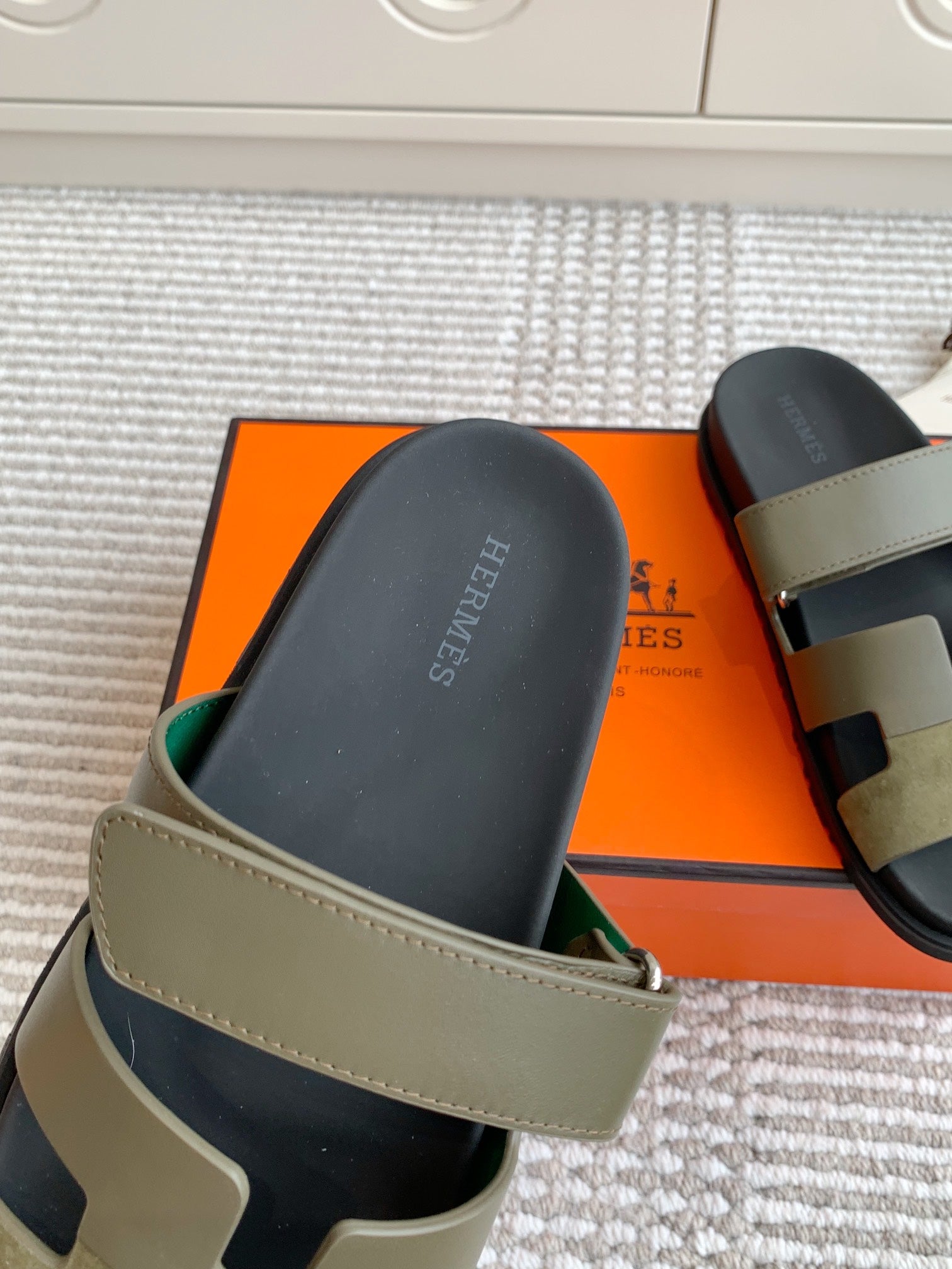 LuxluxHouse Best Quality Women Shoes Hermes