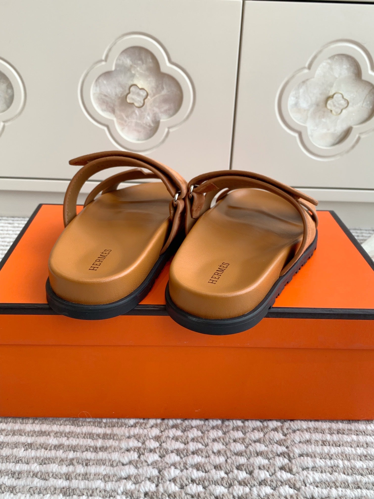 LuxluxHouse Best Quality Women Shoes Hermes