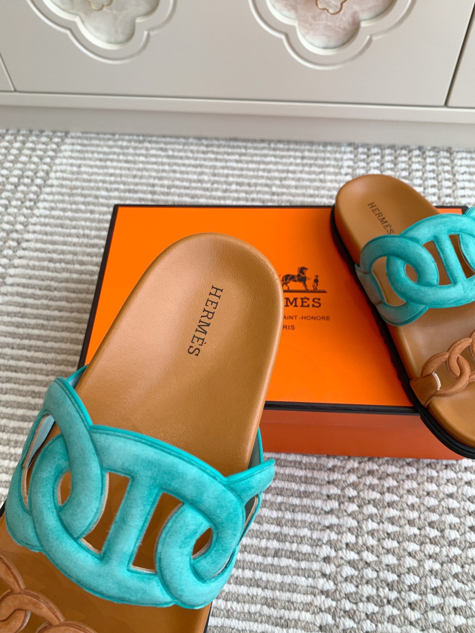 LuxluxHouse Best Quality Women Shoes Hermes