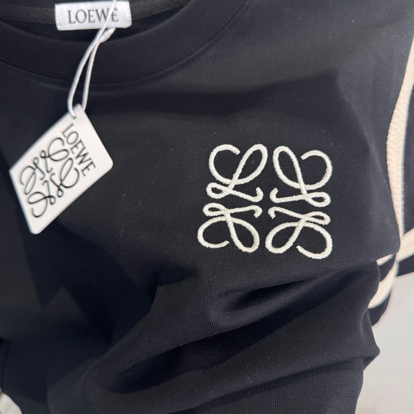 LuxluxHouse Best Quality Clothes T-shirt Loewe