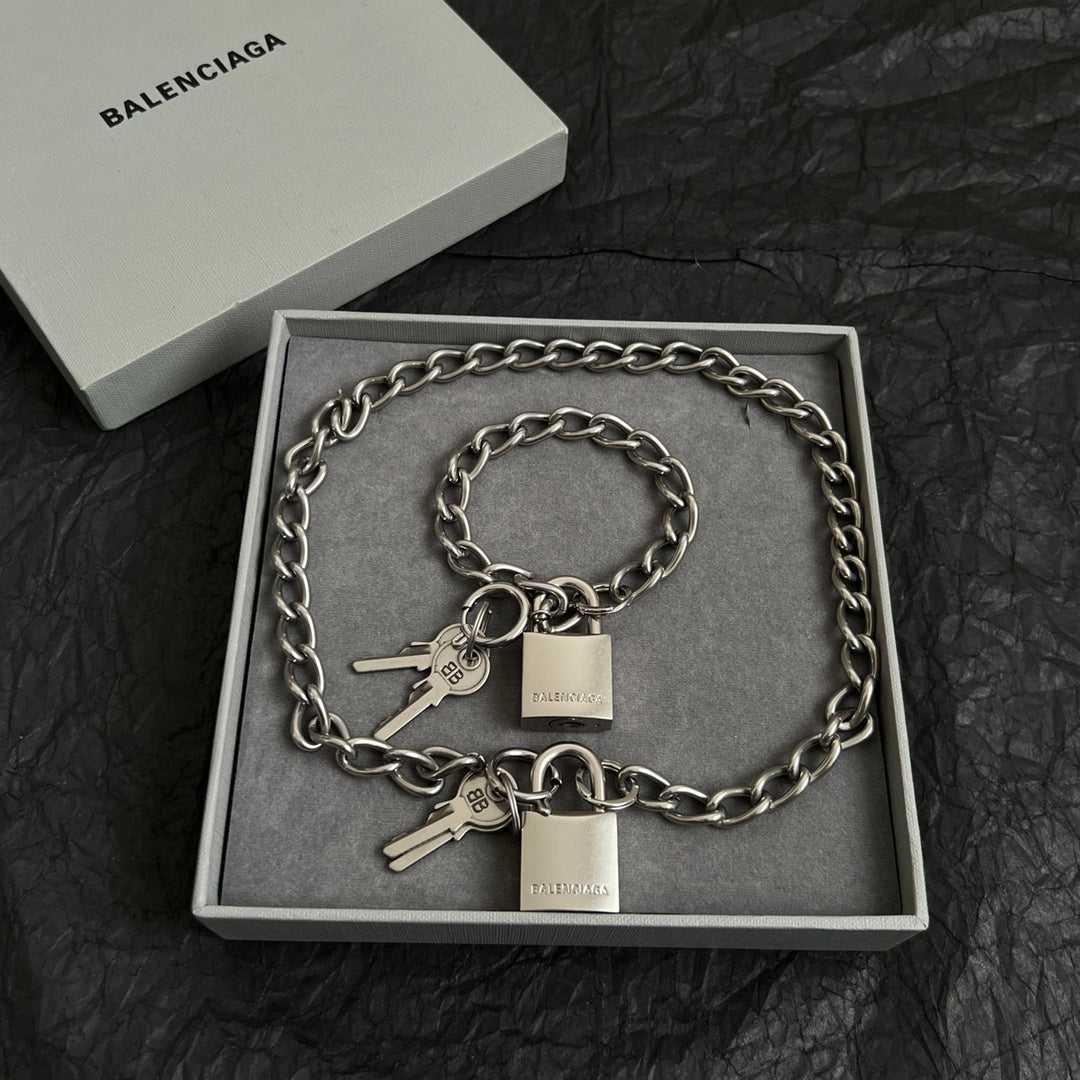 LuxluxHouse Best Quality Accessories Necklace Balenciaga