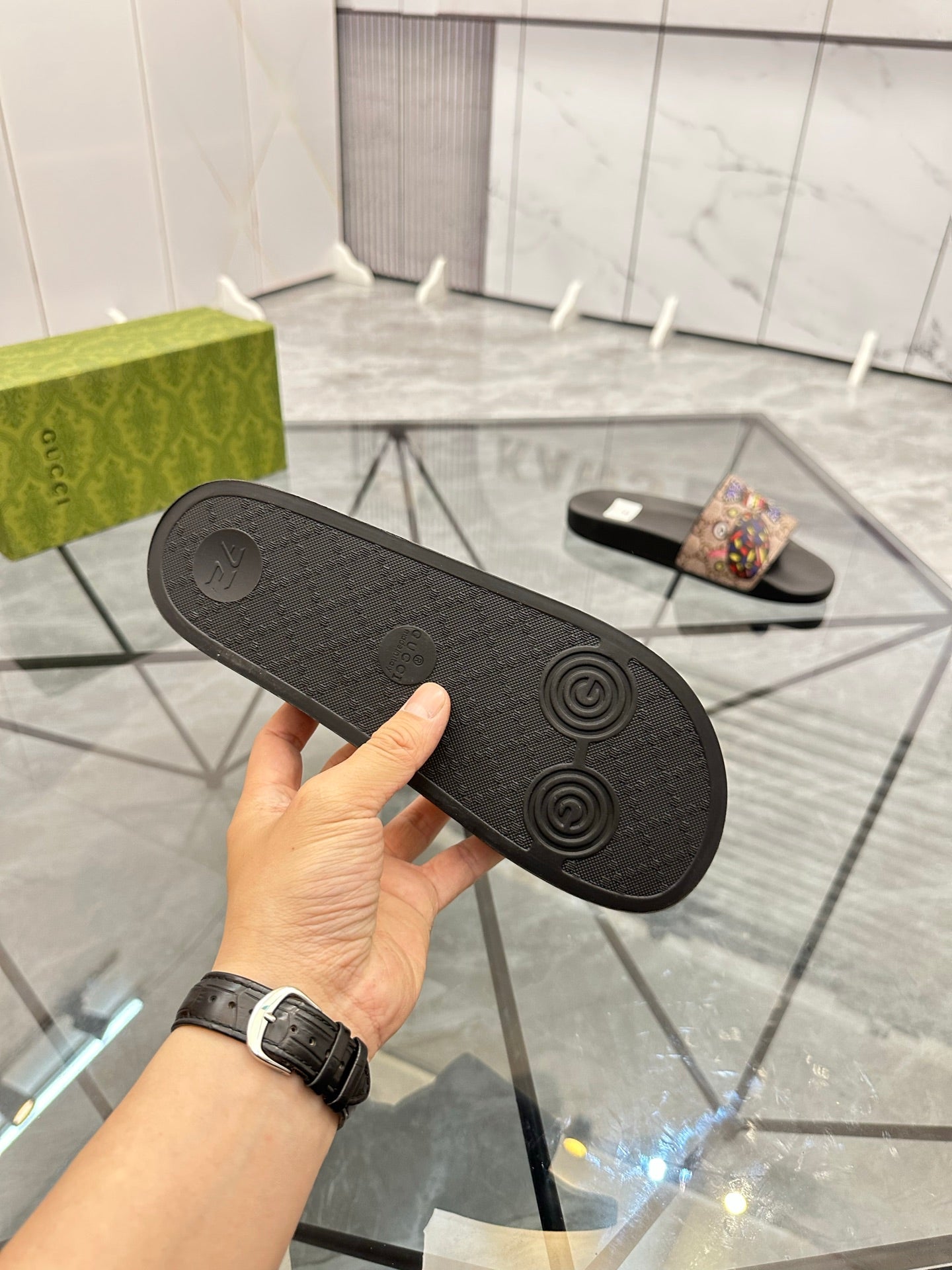 LuxluxHouse Best Quality Sandals Gucci