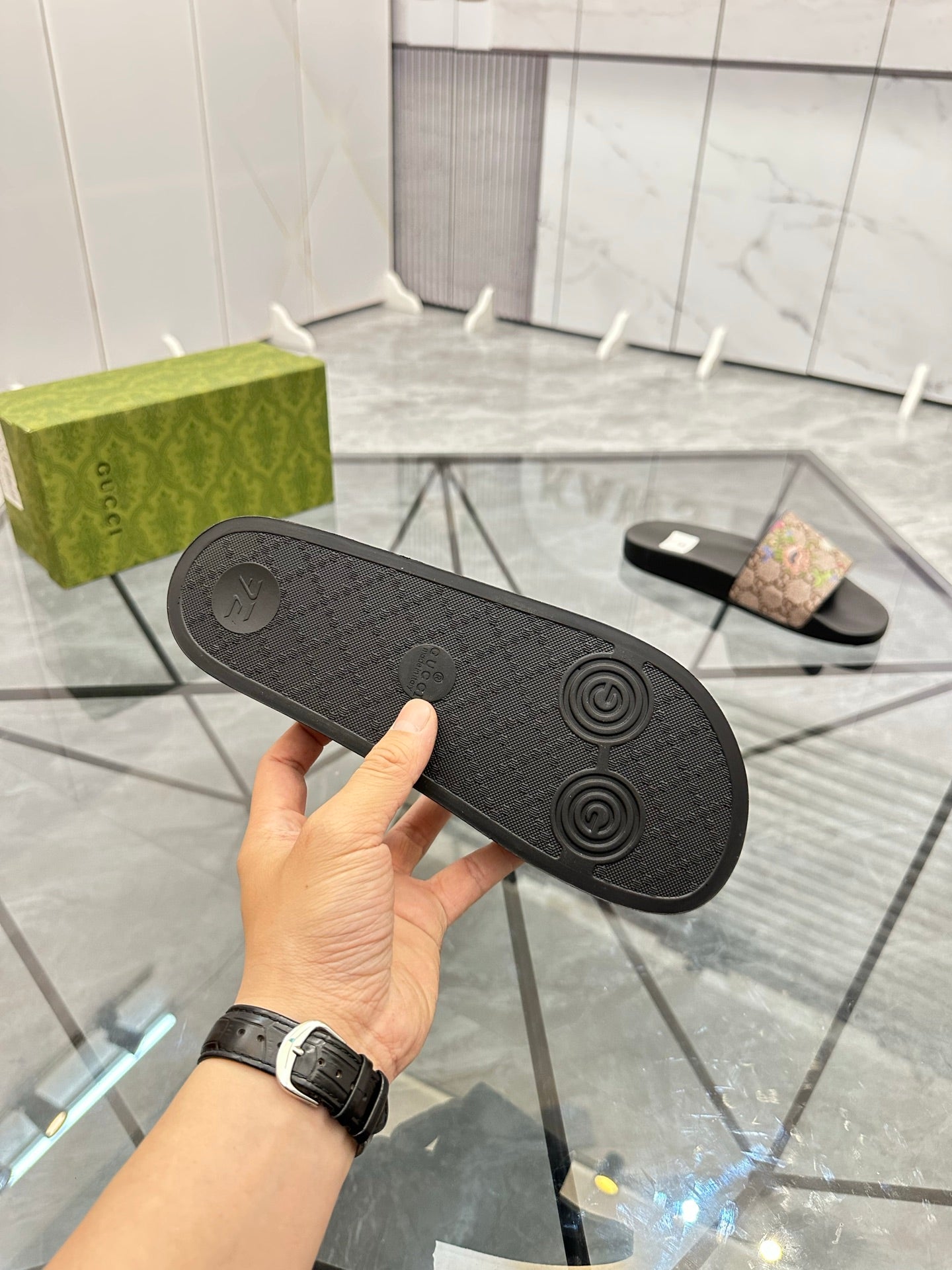LuxluxHouse Best Quality Sandals Gucci