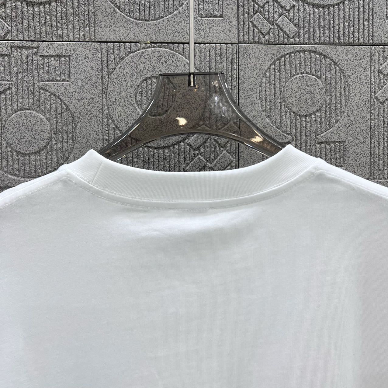 LuxluxHouse Best Quality Clothes T-shirt Arcteryx
