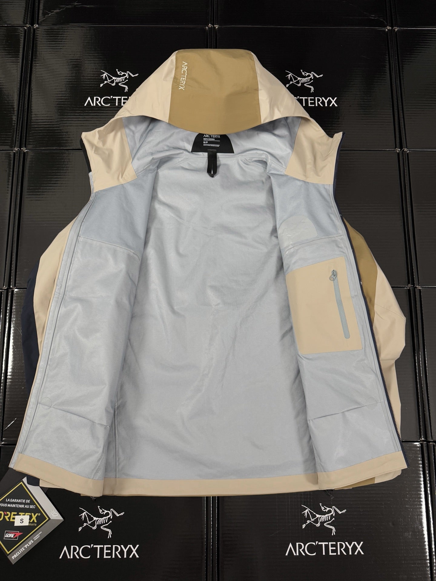 LuxluxHouse Best Quality Clothes Coats & Jackets Arcteryx