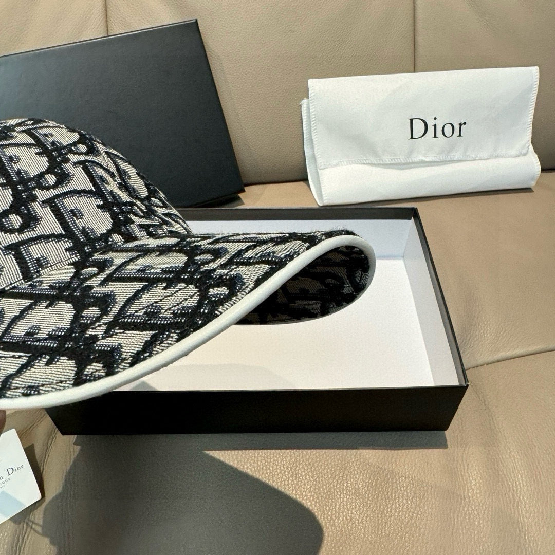 LuxluxHouse Best Quality Caps Dior