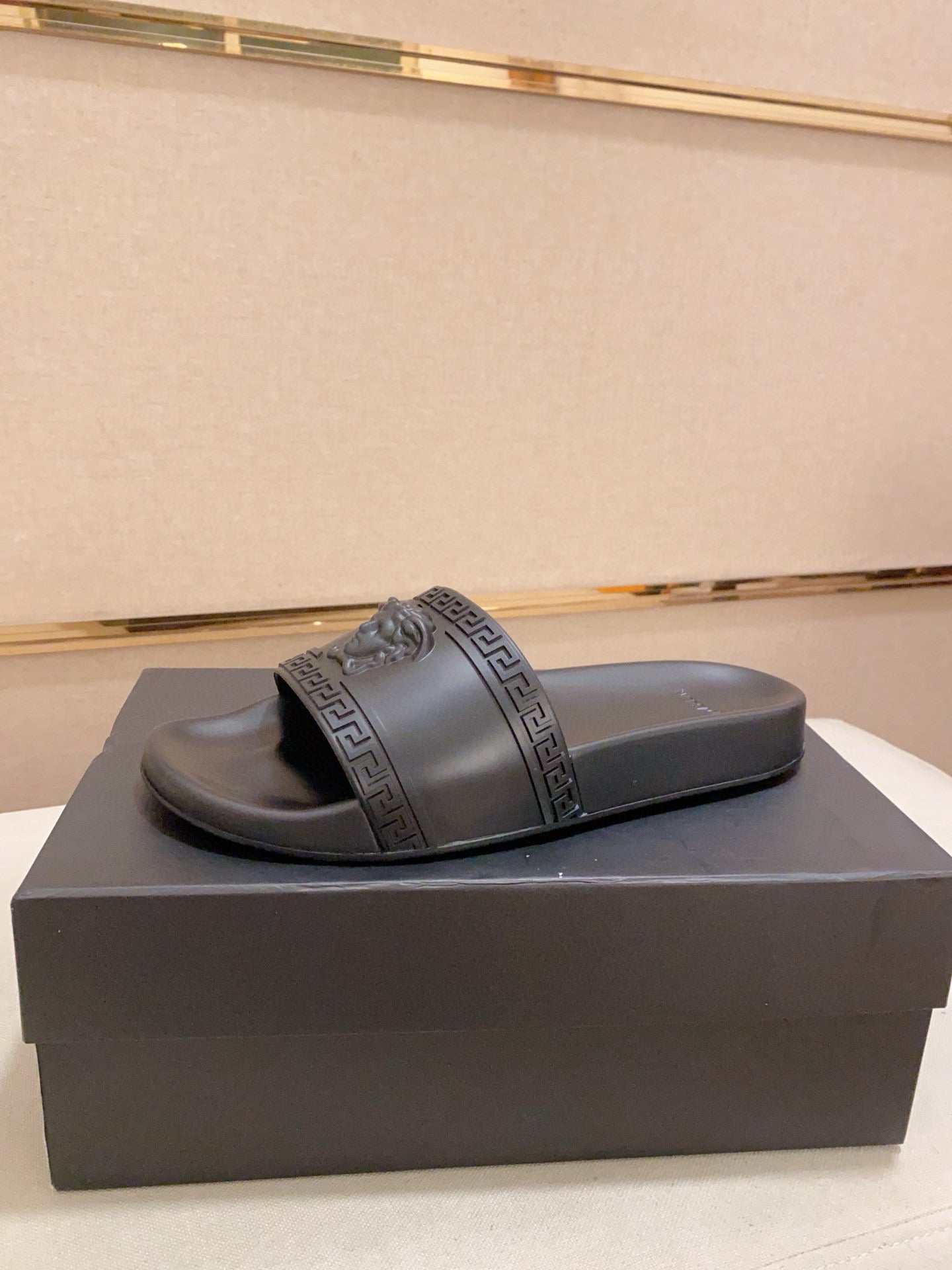 LuxluxHouse Best Quality Sandals Versace