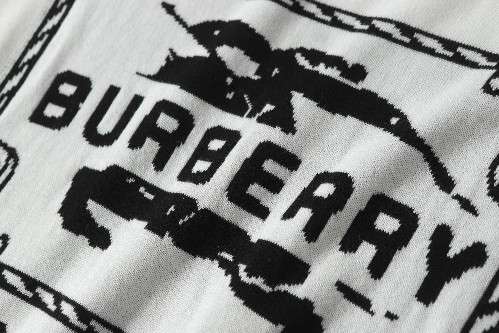LuxluxHouse Best Quality Clothes Burberry T-shirt