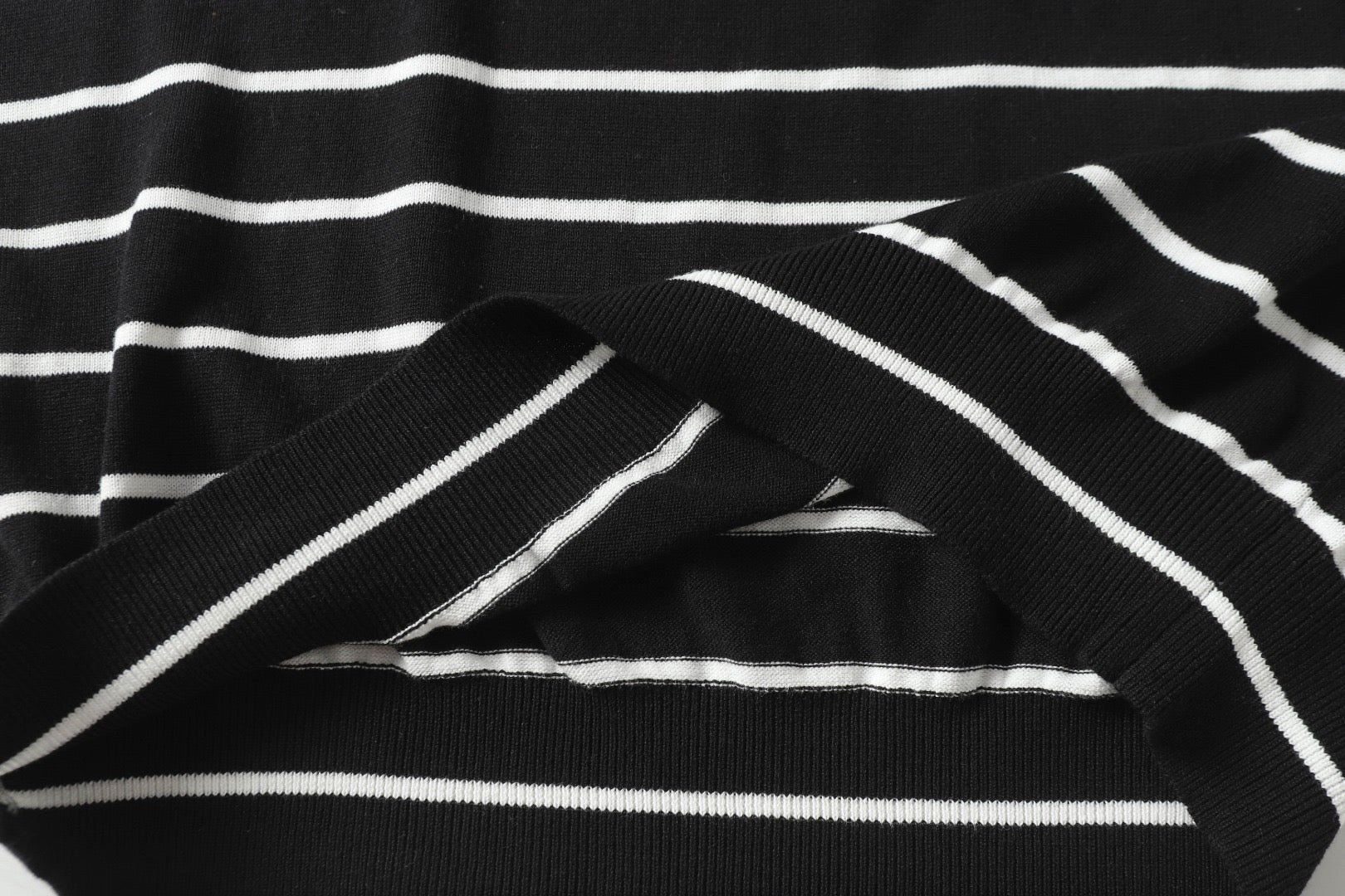 LuxluxHouse Best Quality Clothes T-shirt Prada