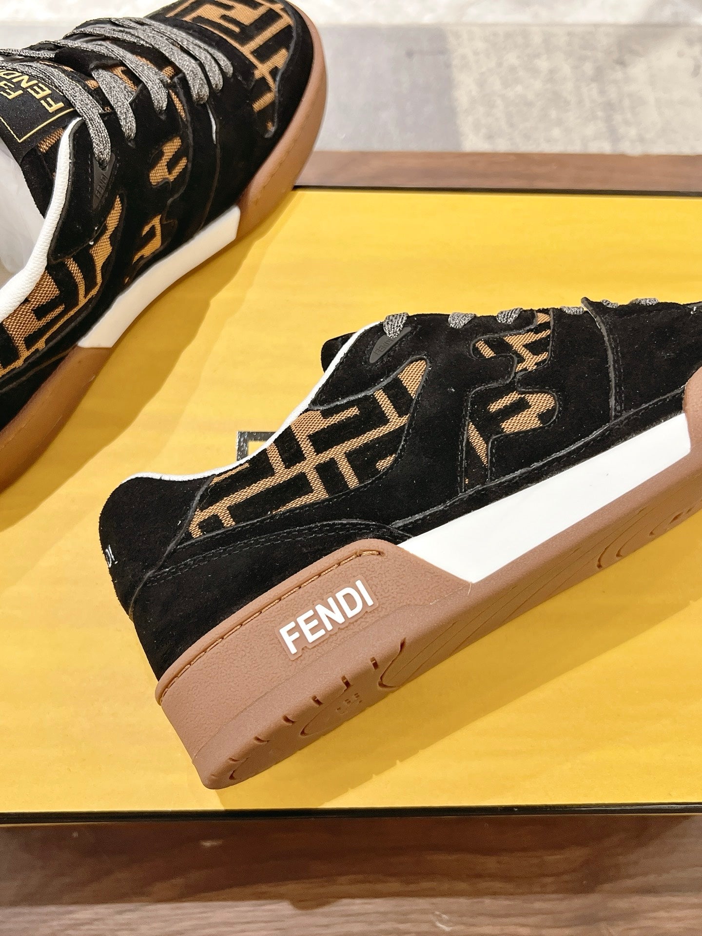 LuxluxHouse Best Quality Fendi Women Shoes