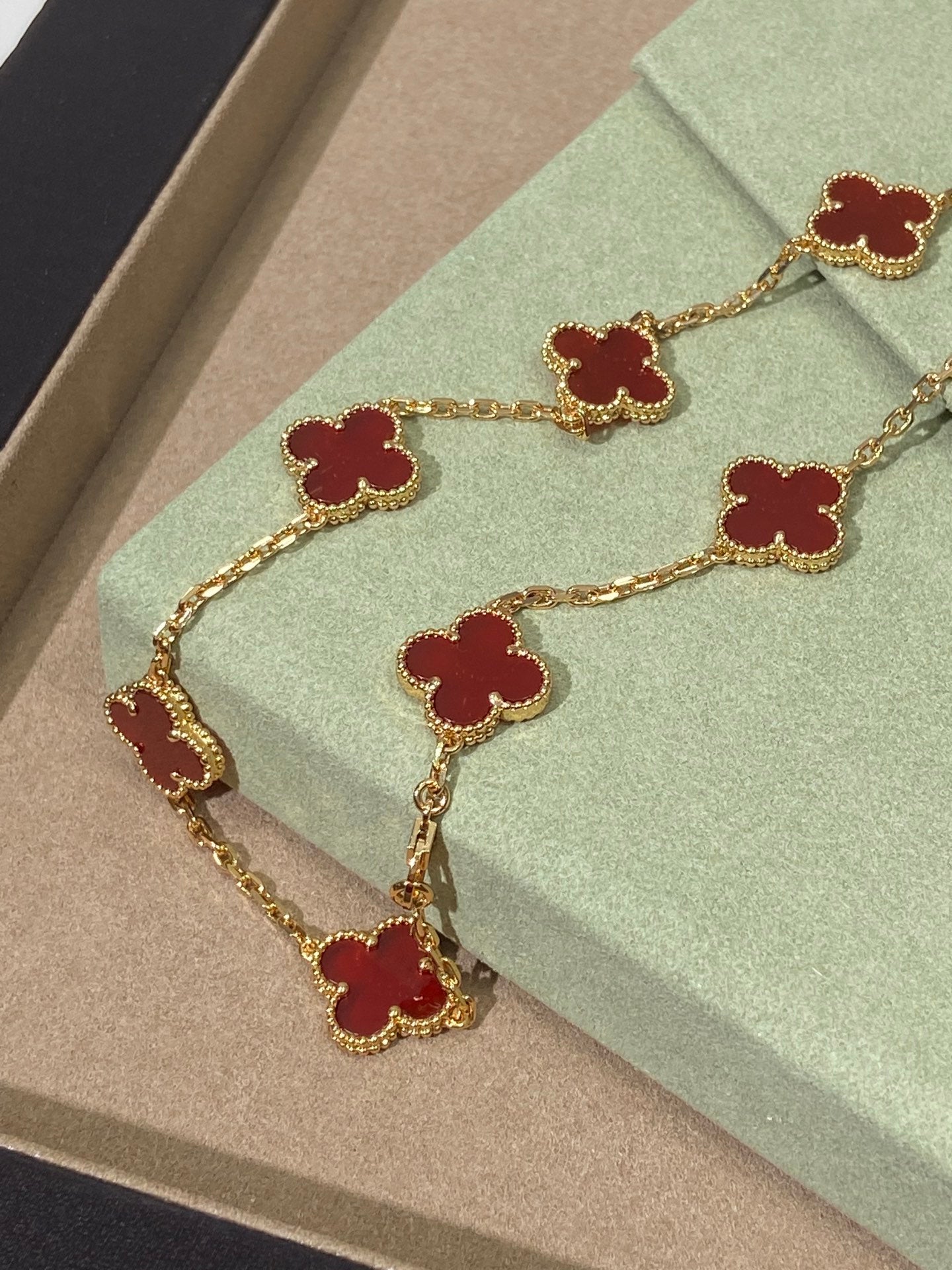 LuxluxHouse Best Quality Accessories Van Cleef & Arpels