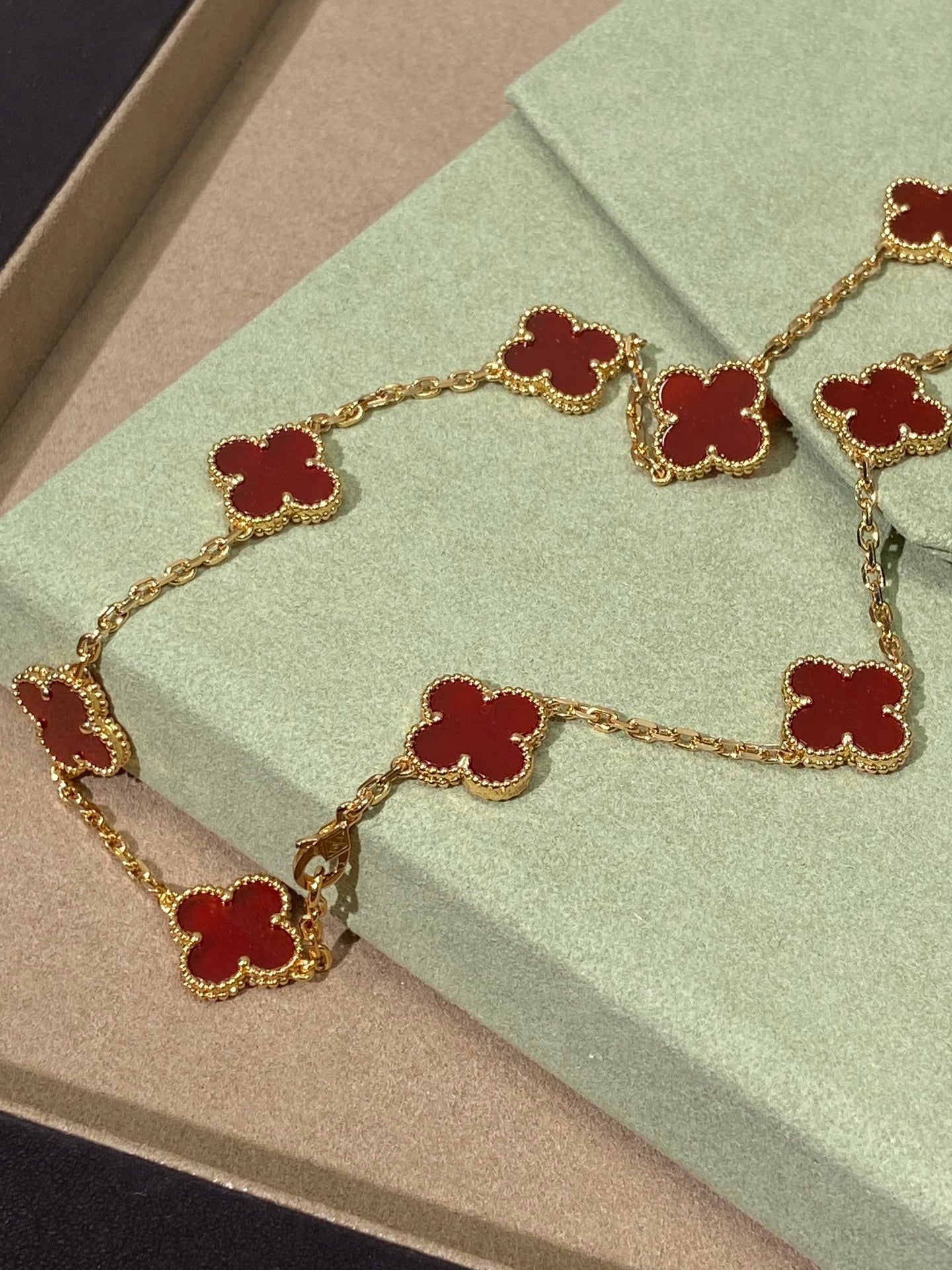 LuxluxHouse Best Quality Accessories Van Cleef & Arpels