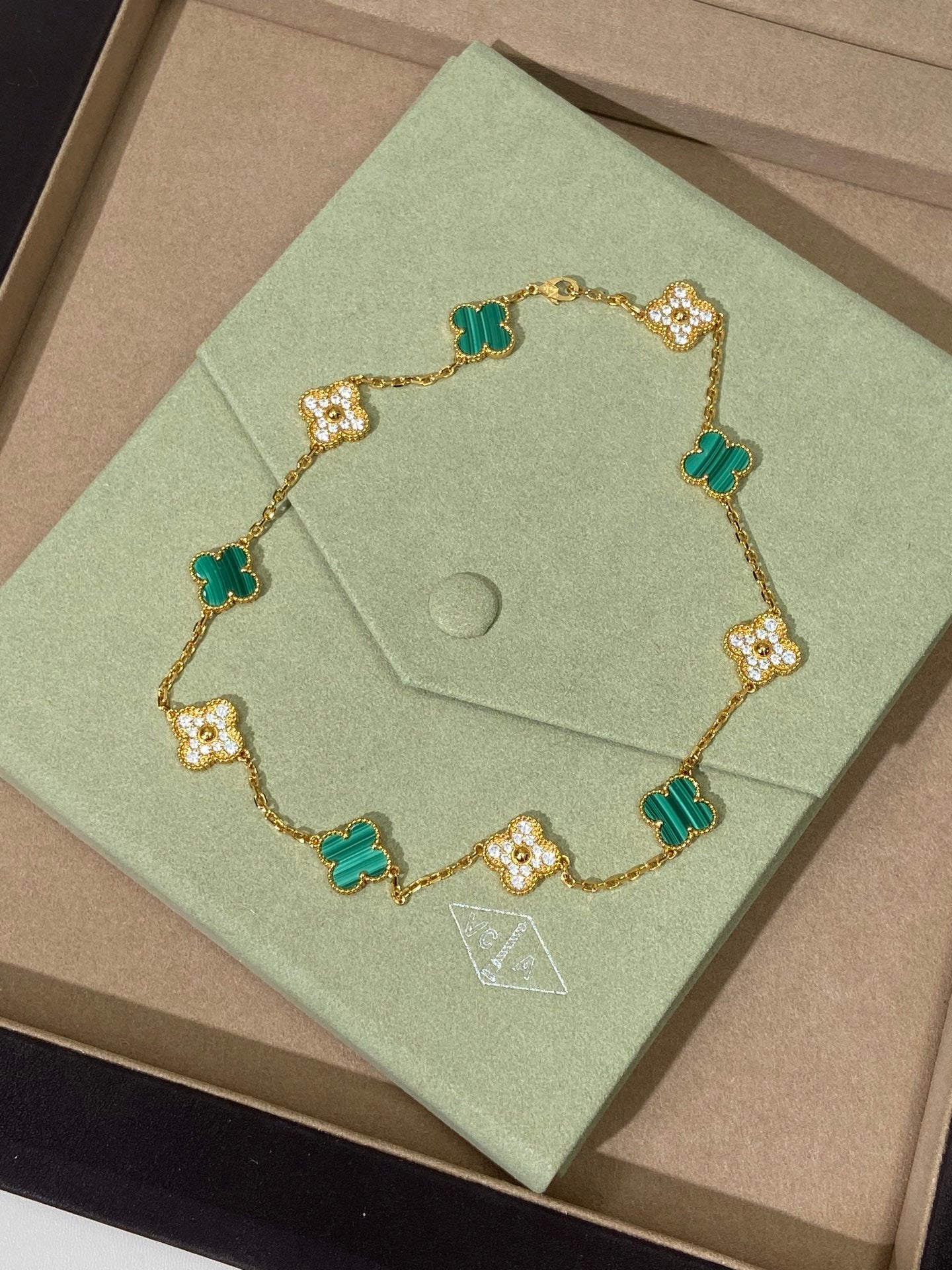 LuxluxHouse Best Quality Accessories Van Cleef & Arpels