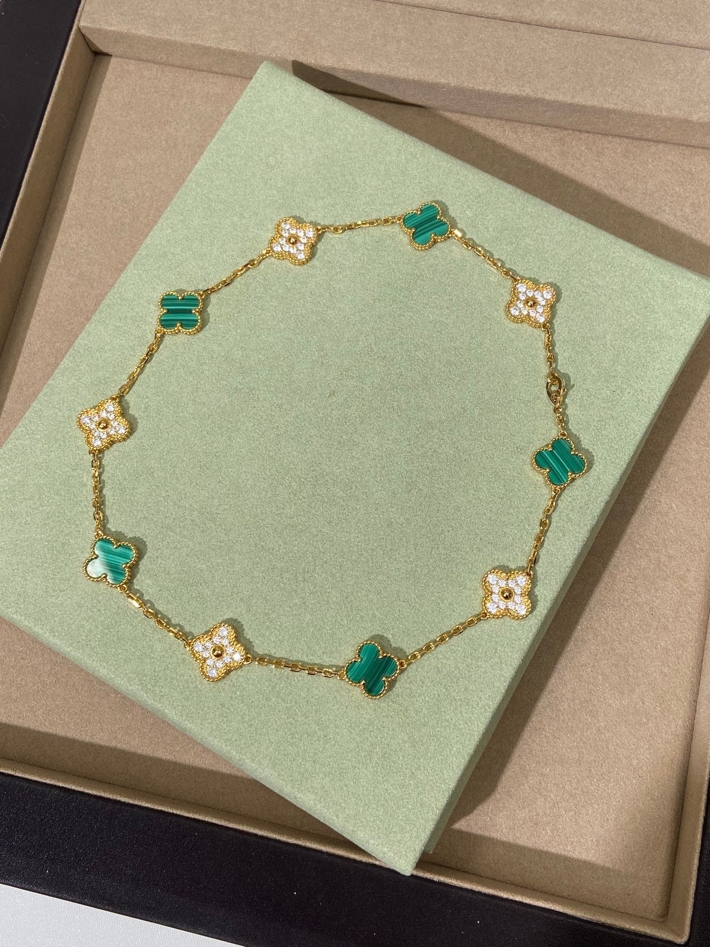 LuxluxHouse Best Quality Accessories Van Cleef & Arpels