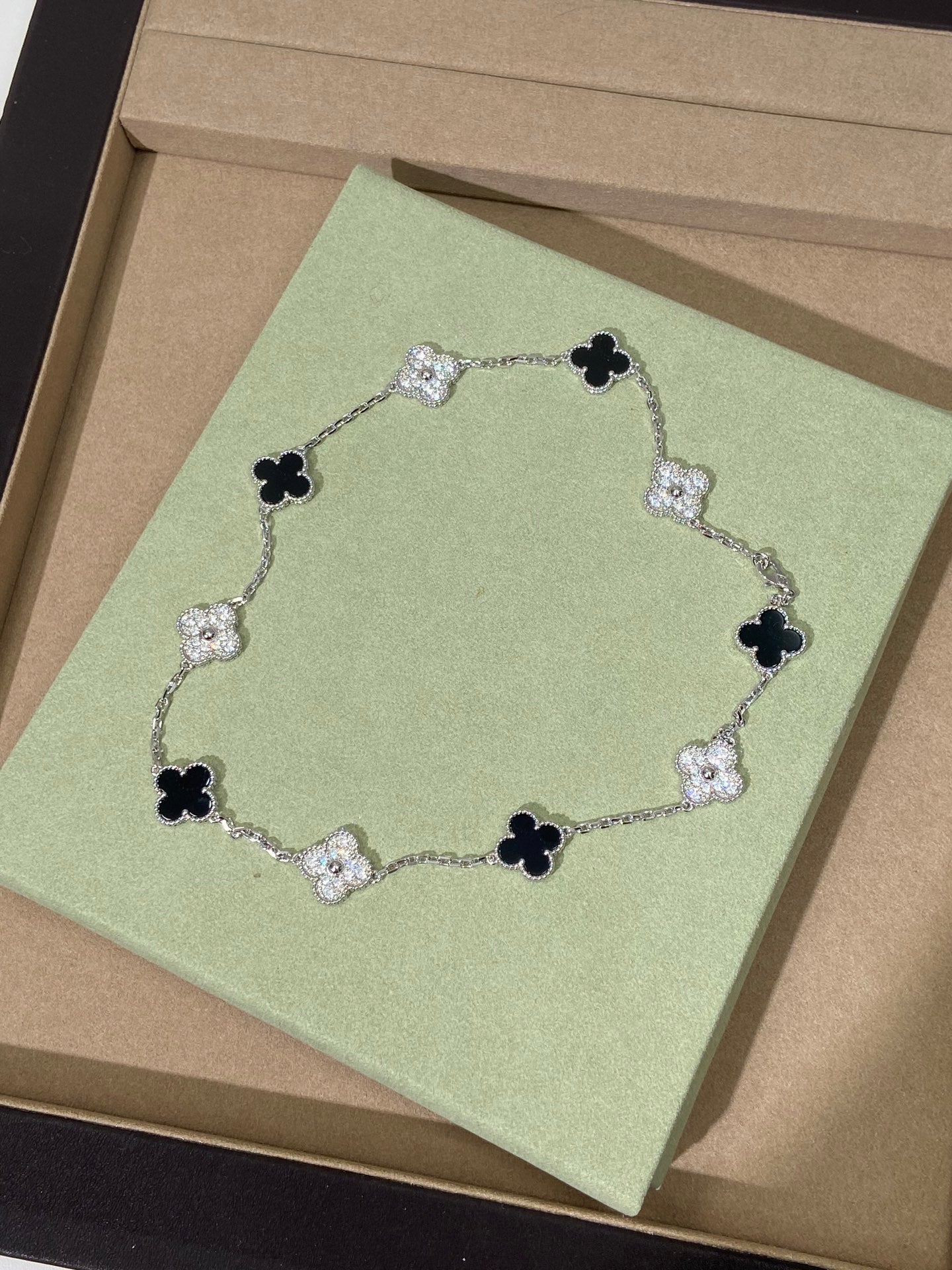 LuxluxHouse Best Quality Accessories Van Cleef & Arpels