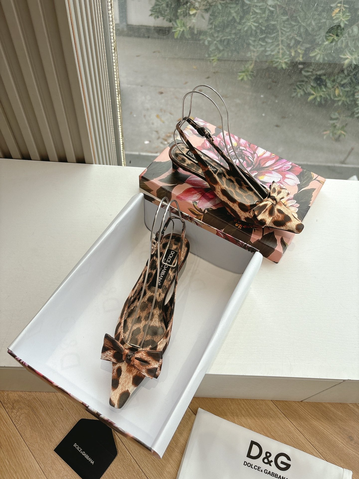 LuxluxHouse Best Quality Dolce & Gabbana Women Shoes