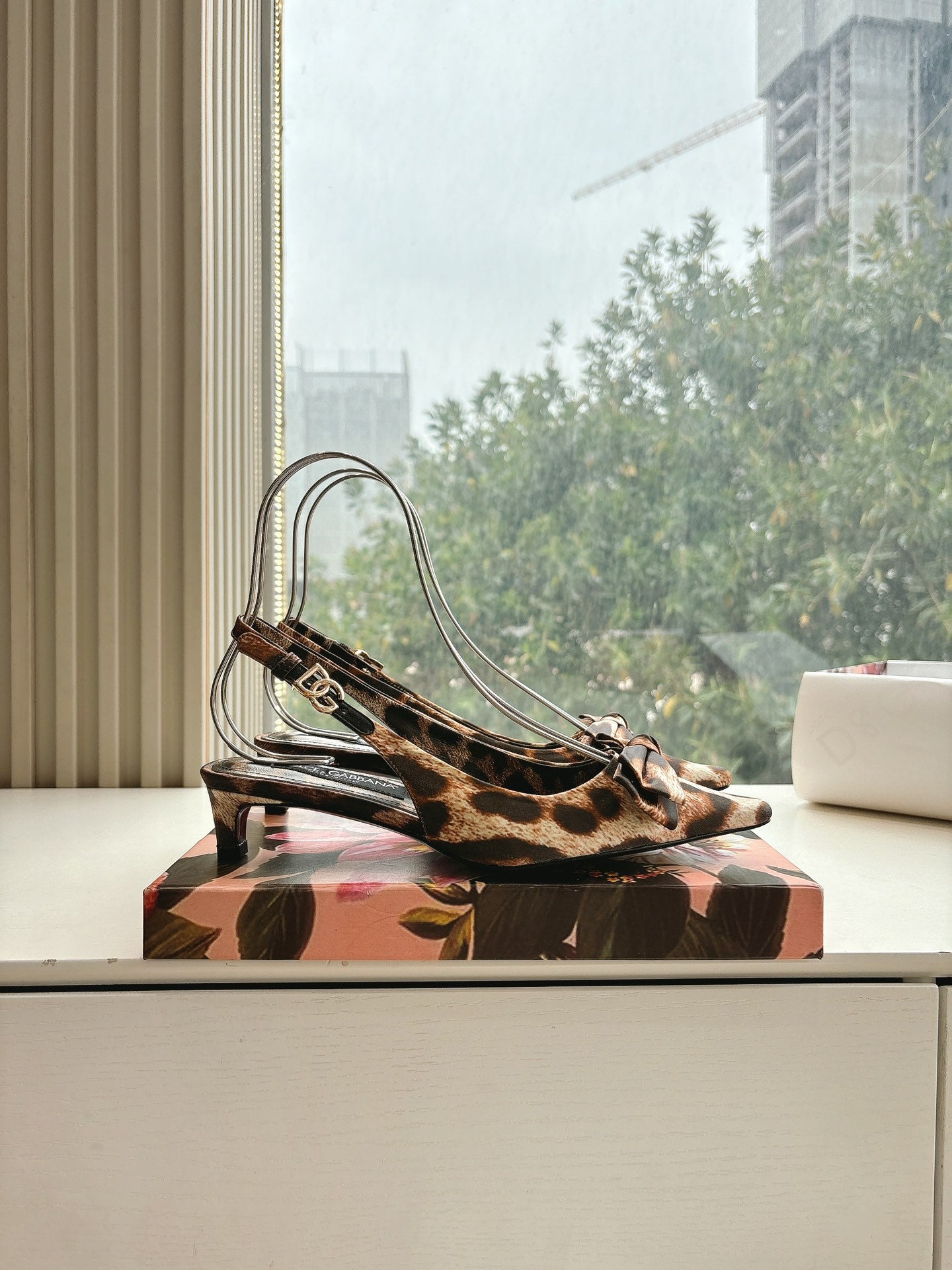 LuxluxHouse Best Quality Dolce & Gabbana Women Shoes