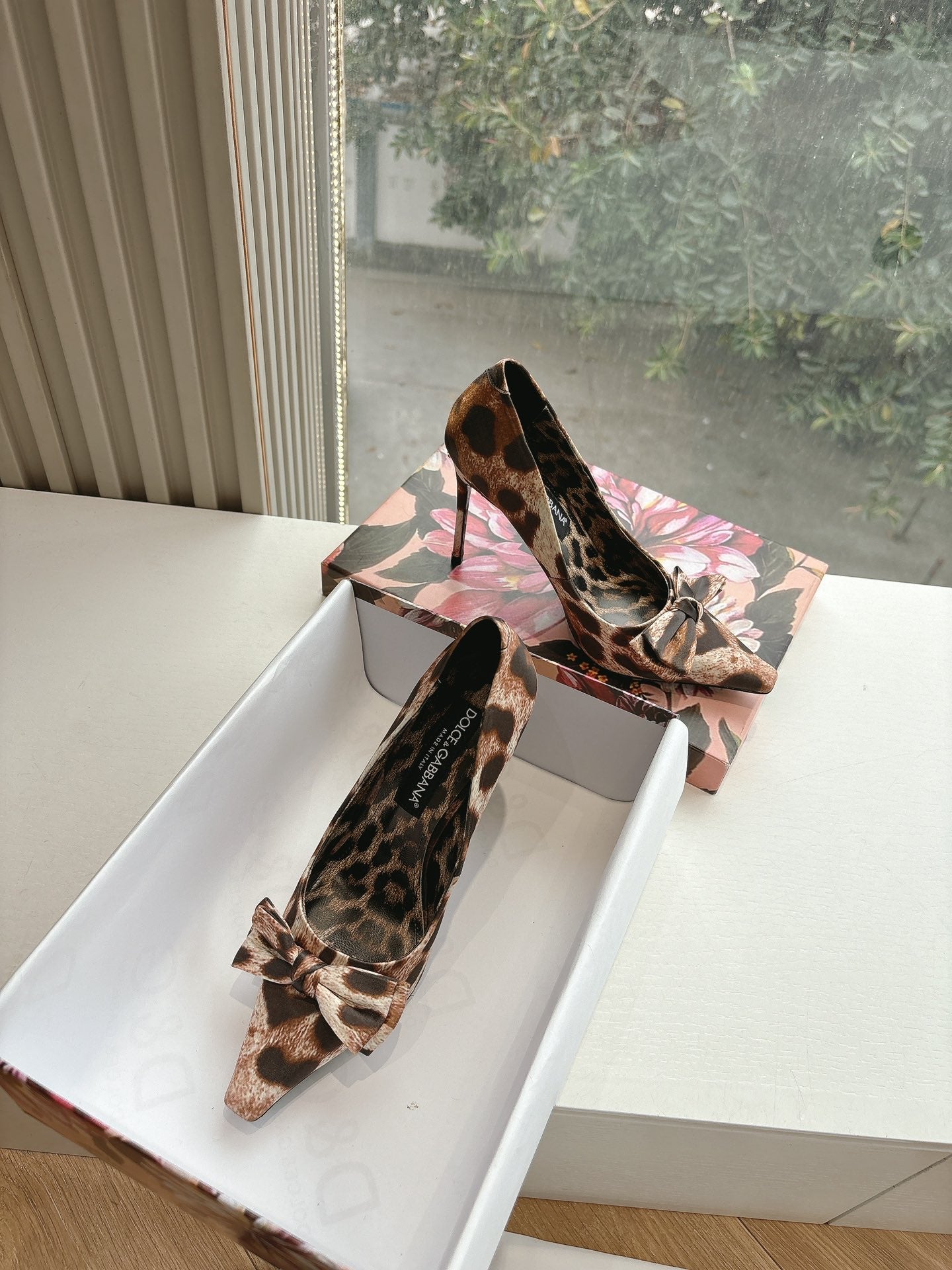 LuxluxHouse Best Quality Dolce & Gabbana Women Shoes