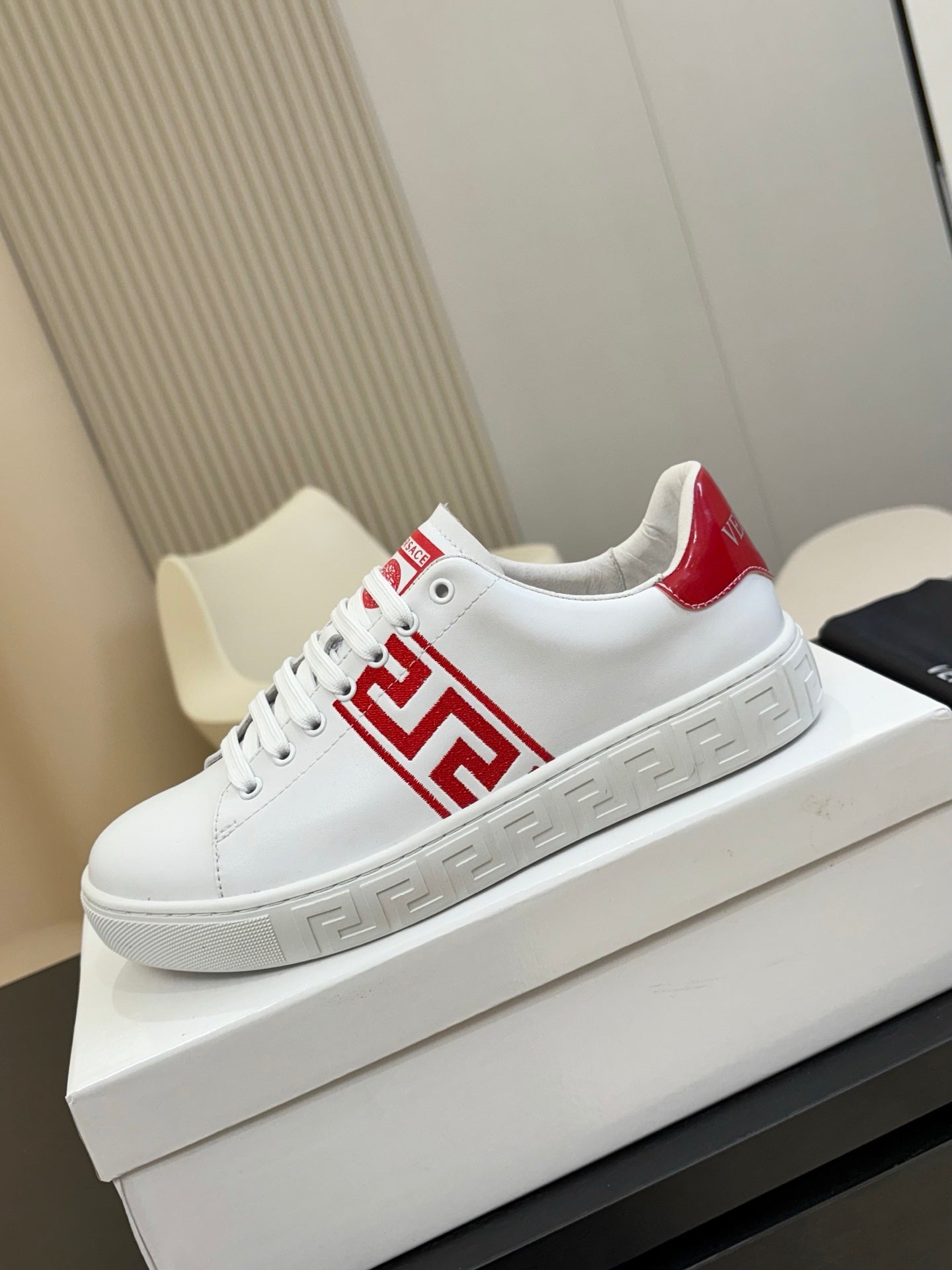 LuxluxHouse Best Quality Shoes Versace