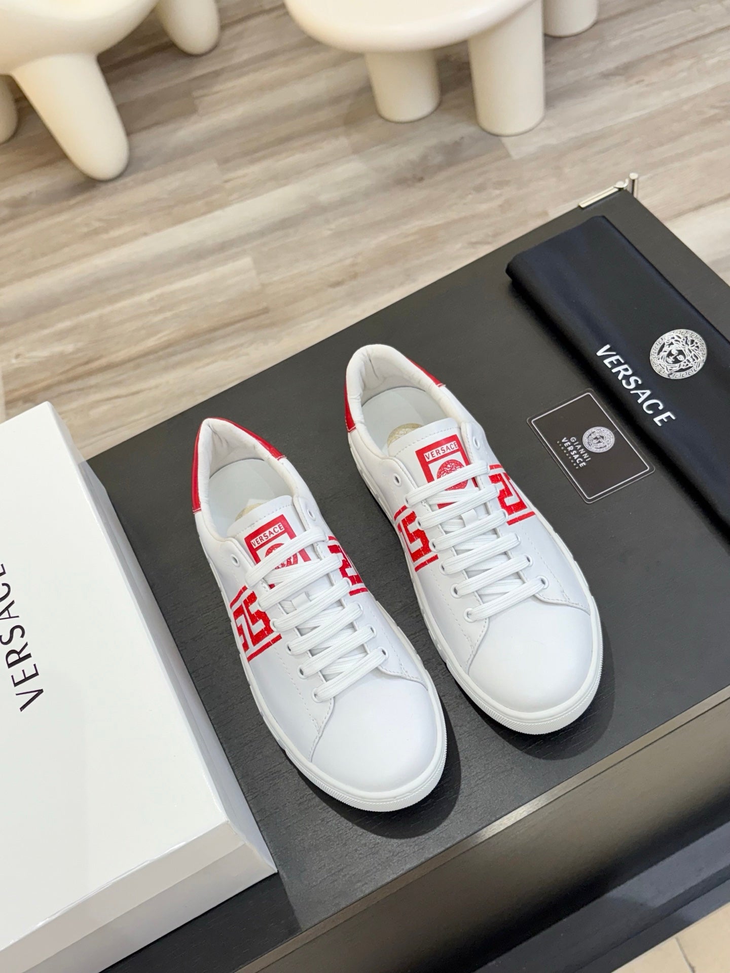 LuxluxHouse Best Quality Shoes Versace