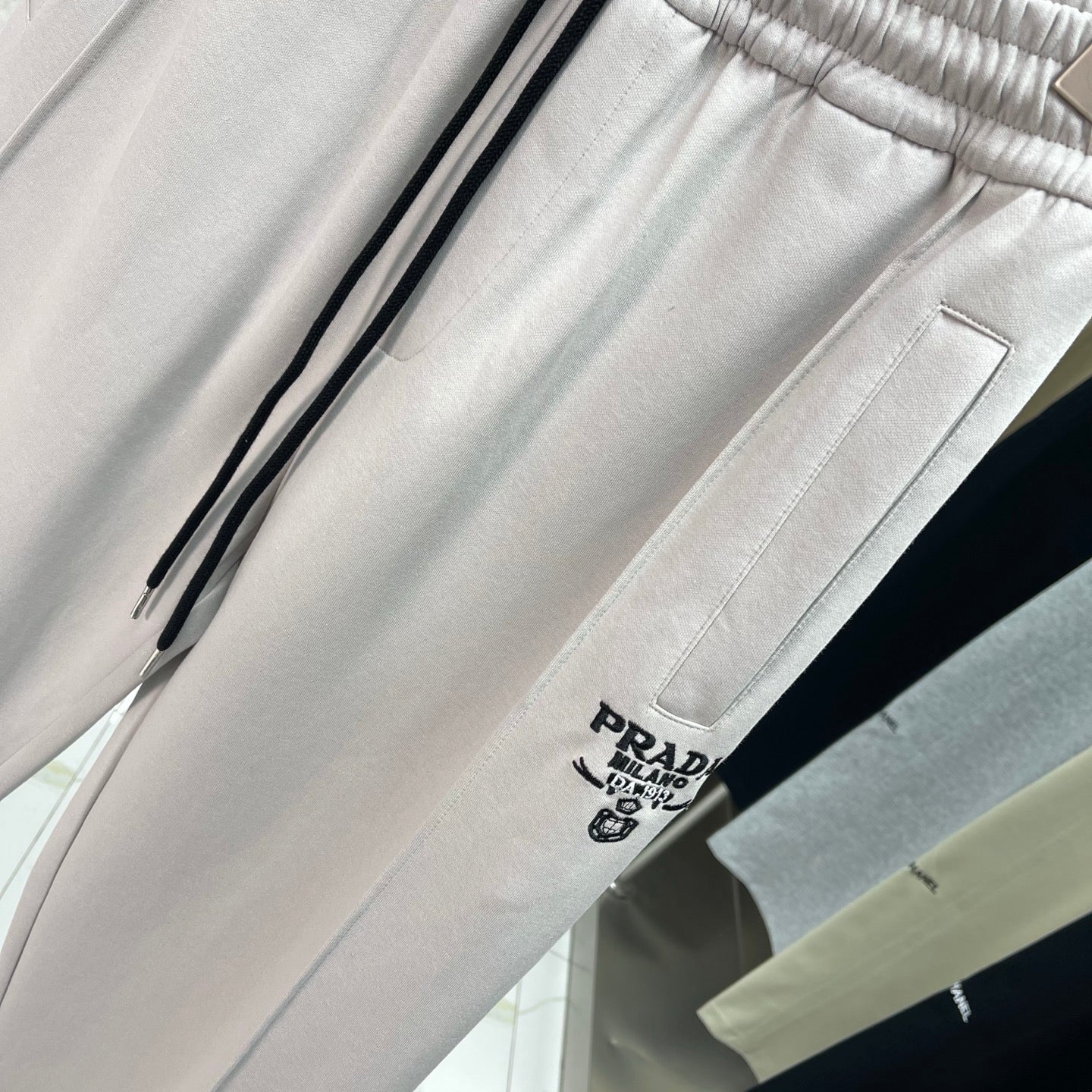 LuxluxHouse Best Quality Clothes Pants Prada