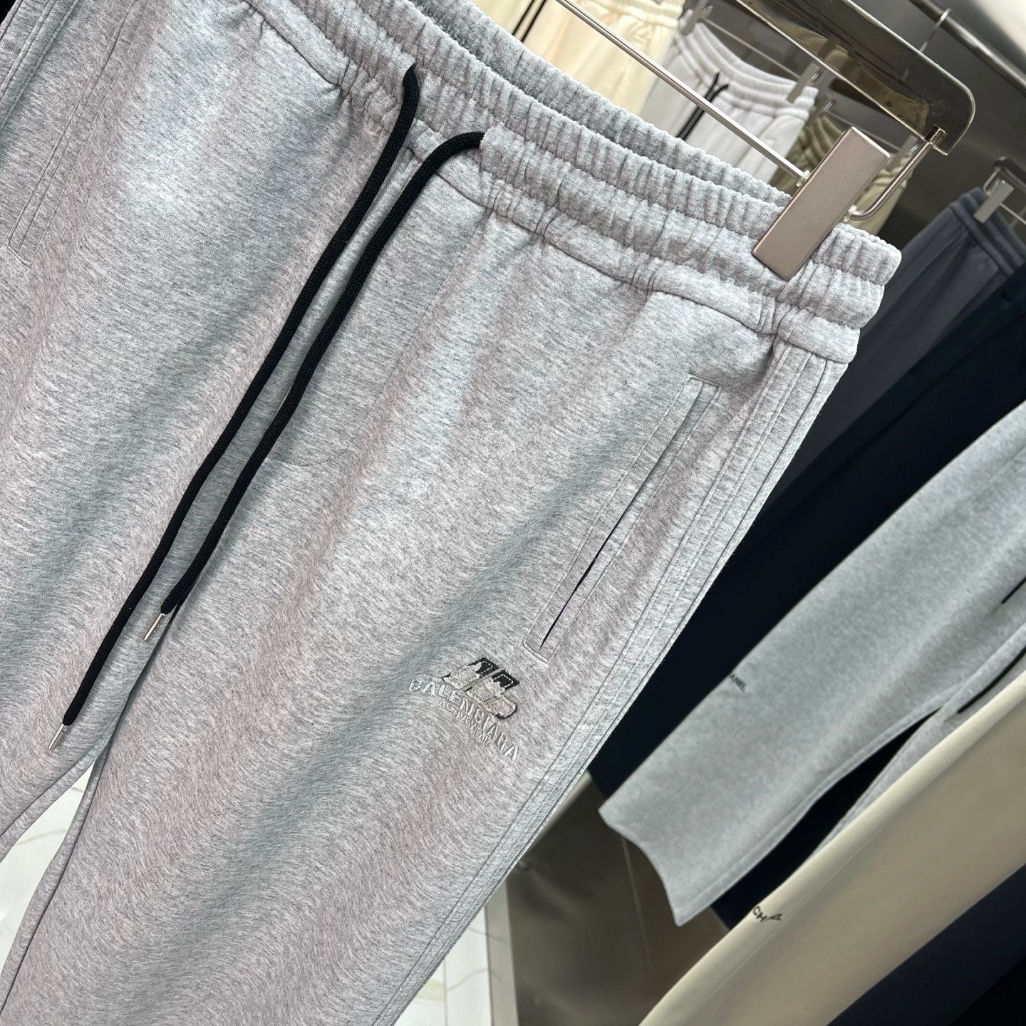 LuxluxHouse Best Quality Clothes Balenciaga Pants