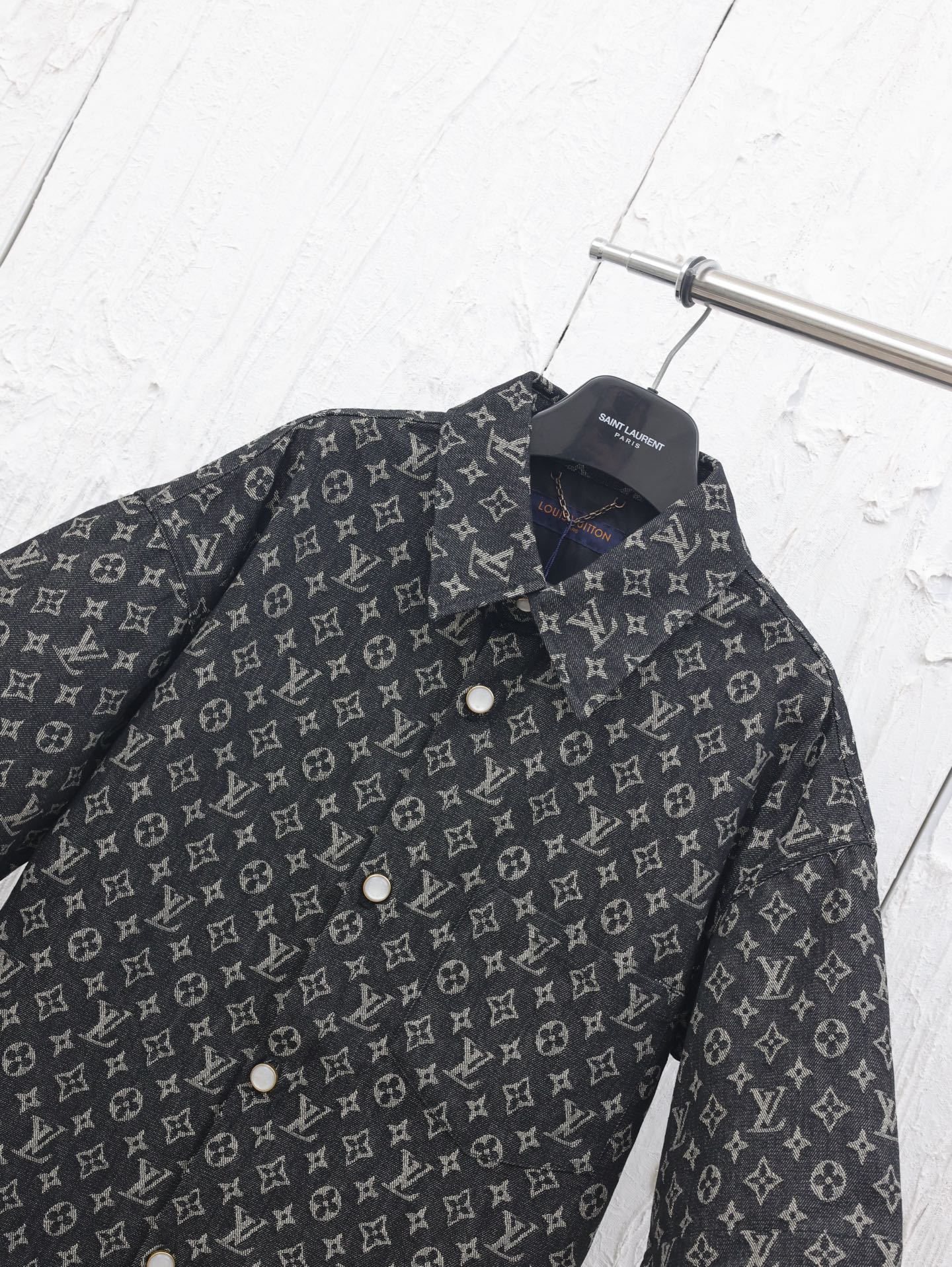 LuxluxHouse Best Quality Clothes Pants Coats & Jackets Louis Vuitton